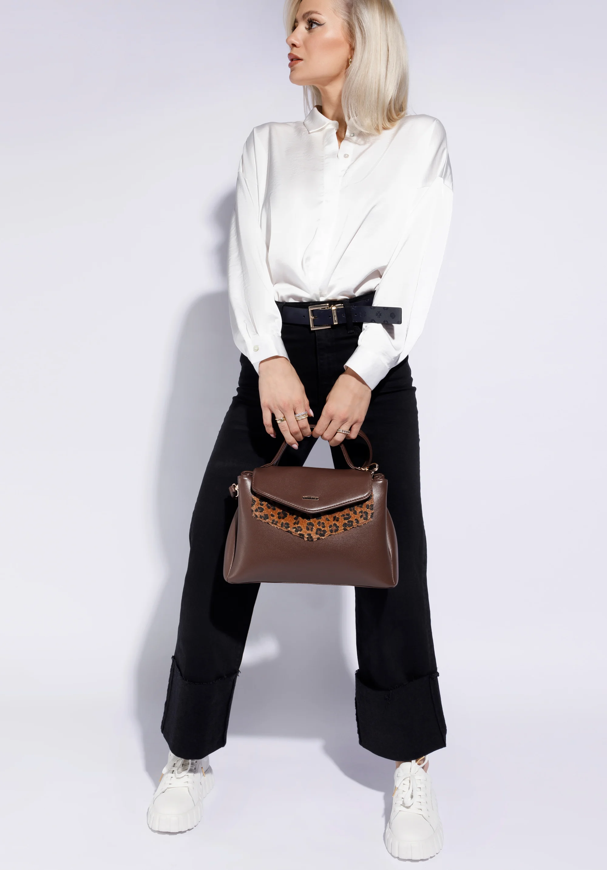 Torebka kuferek z ozdobną wstawką w zwierzęcy wzór