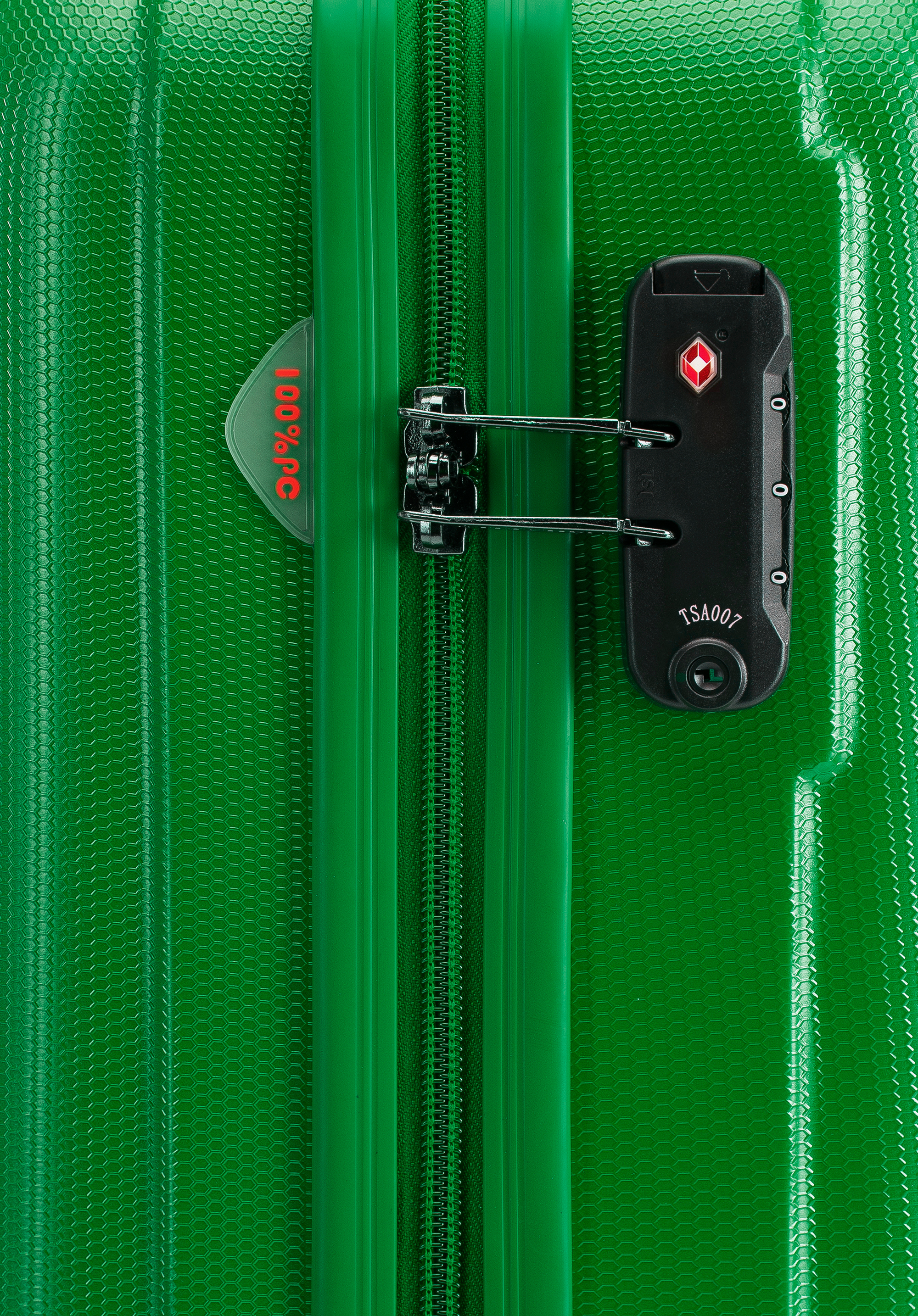 Walizka kabinowa z polikarbonu z pionowymi tłoczeniami