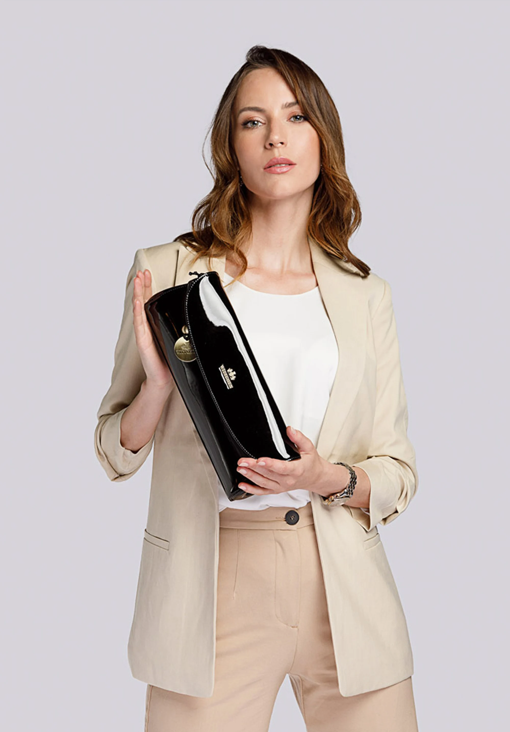 Kopertówka skórzana lakierowana