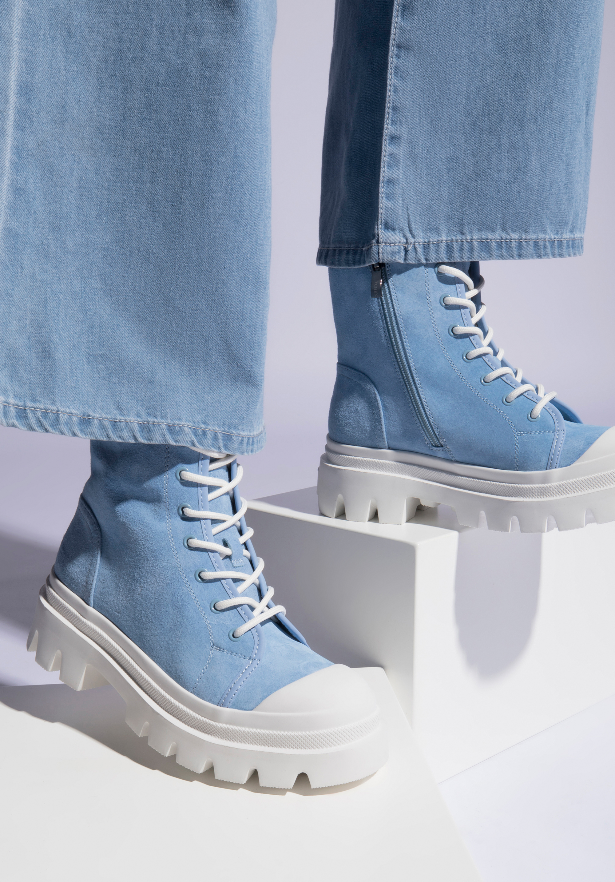 Damskie trapery z nubuku