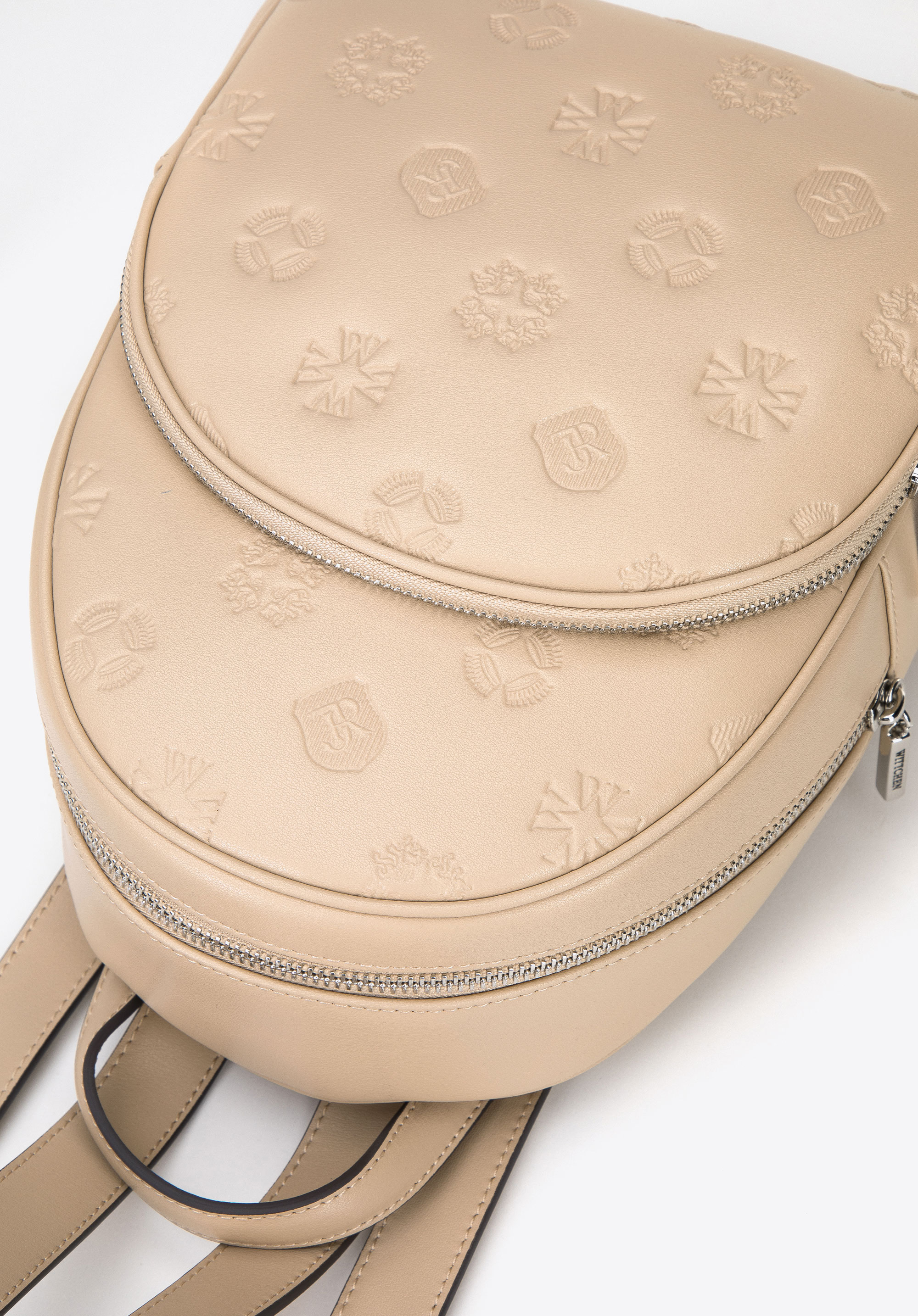 Damski plecak skórzany z monogramem mały