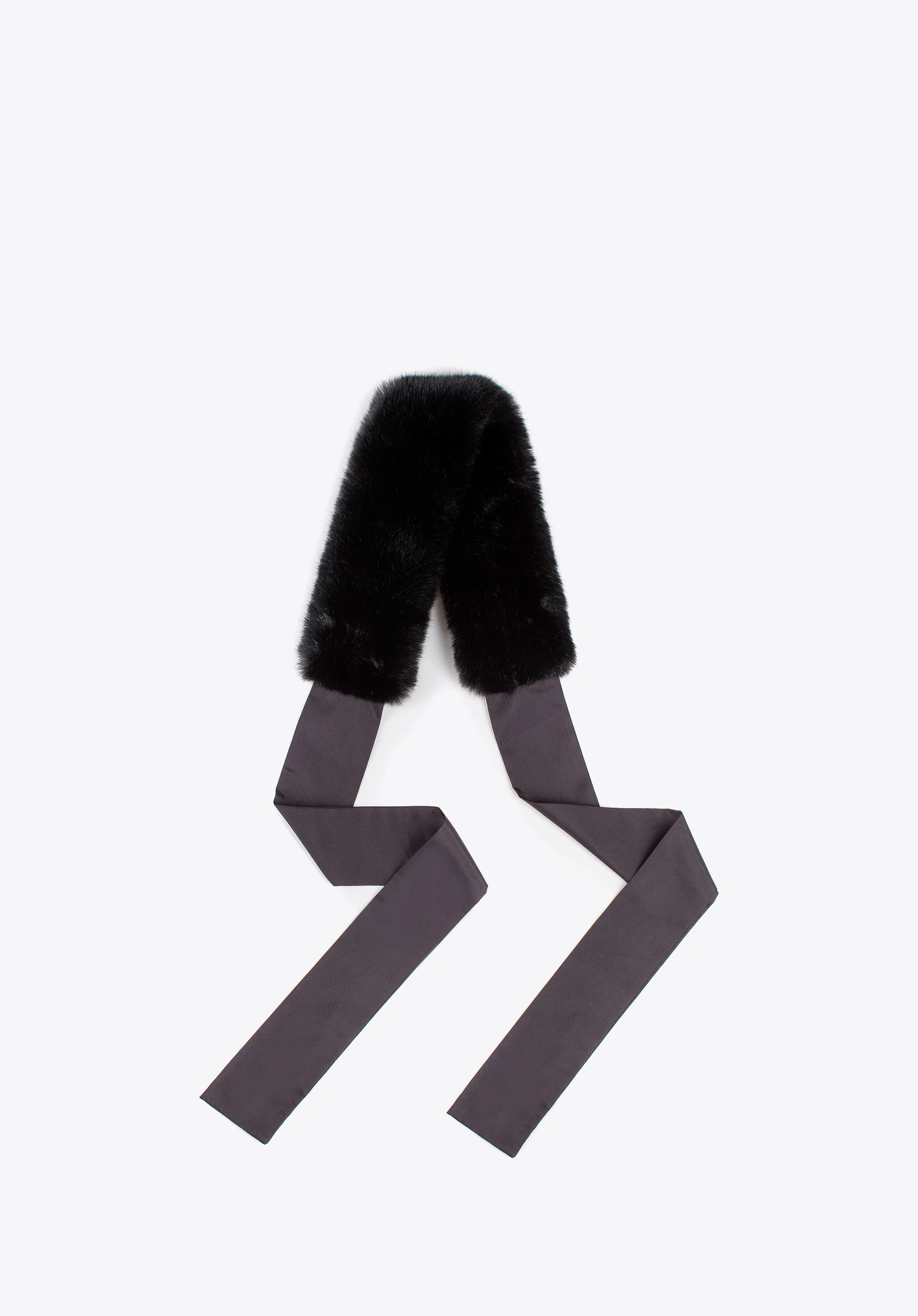 Damski szalik ze sztucznym futerkiem