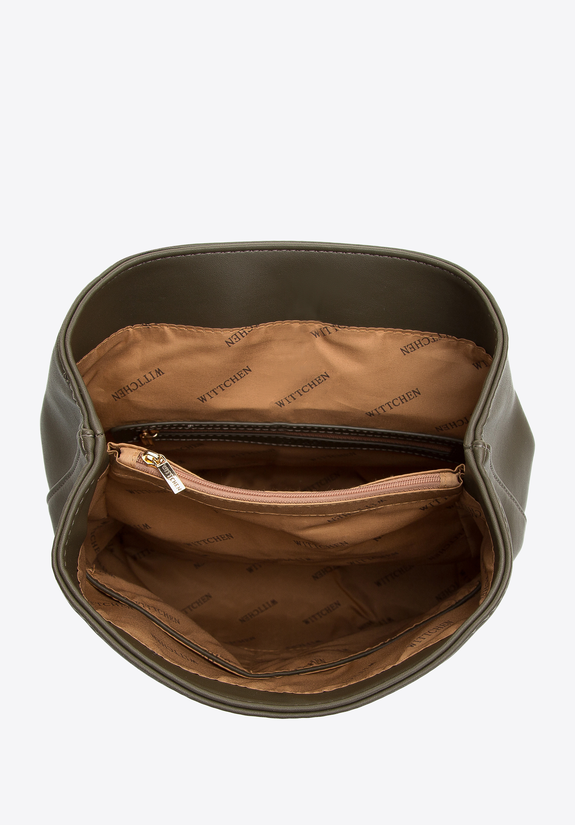 Damski plecak z ekoskóry z pionowymi kieszeniami