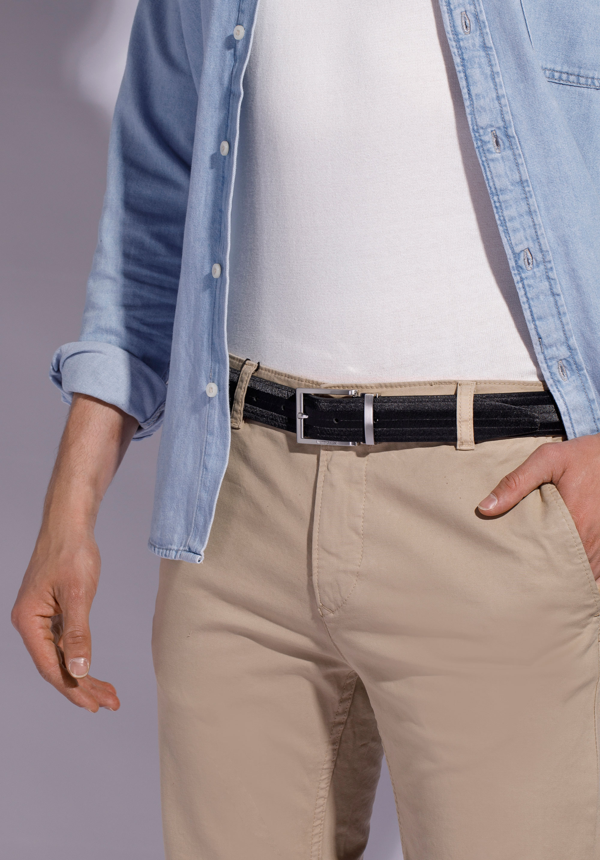 Męski pasek ze wzorem w jodełkę