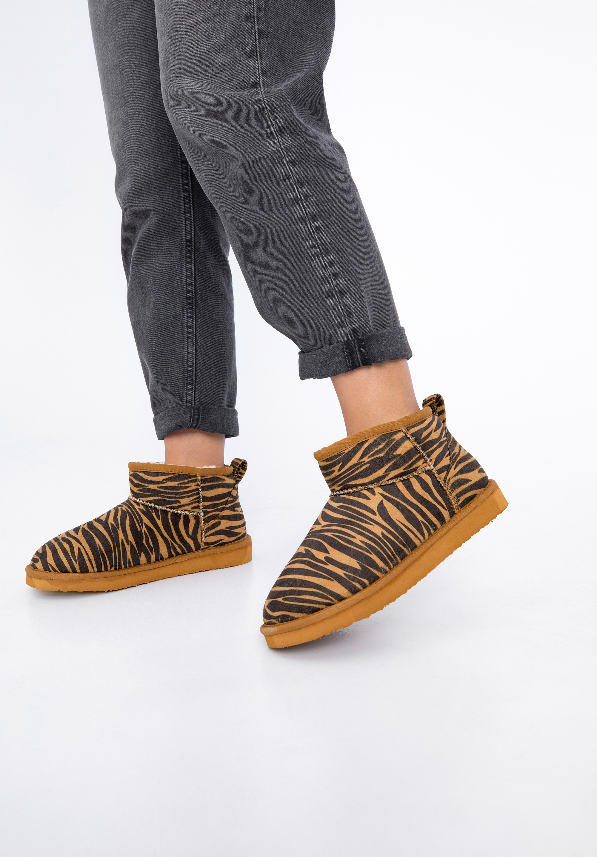 Damskie botki z ekoskóry krótkie