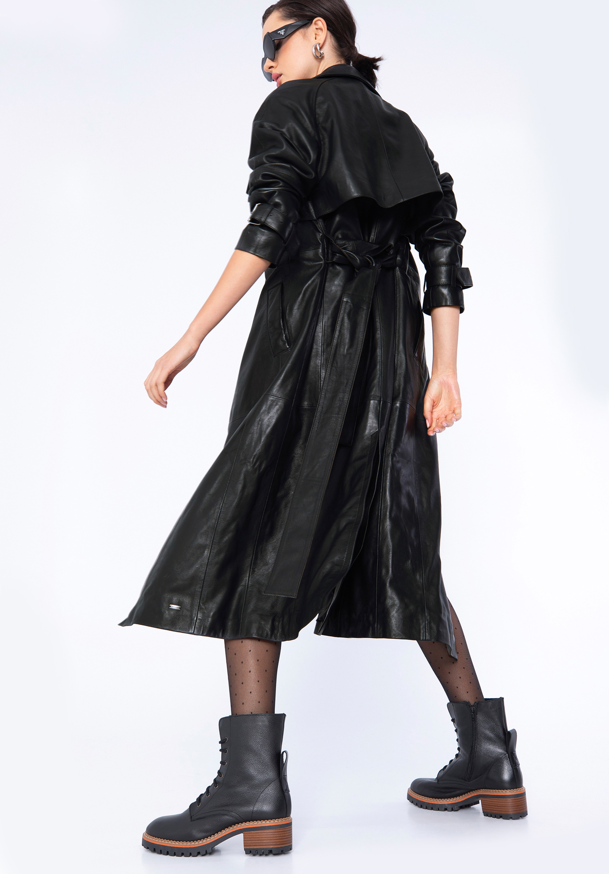 Damski płaszcz skórzany długi