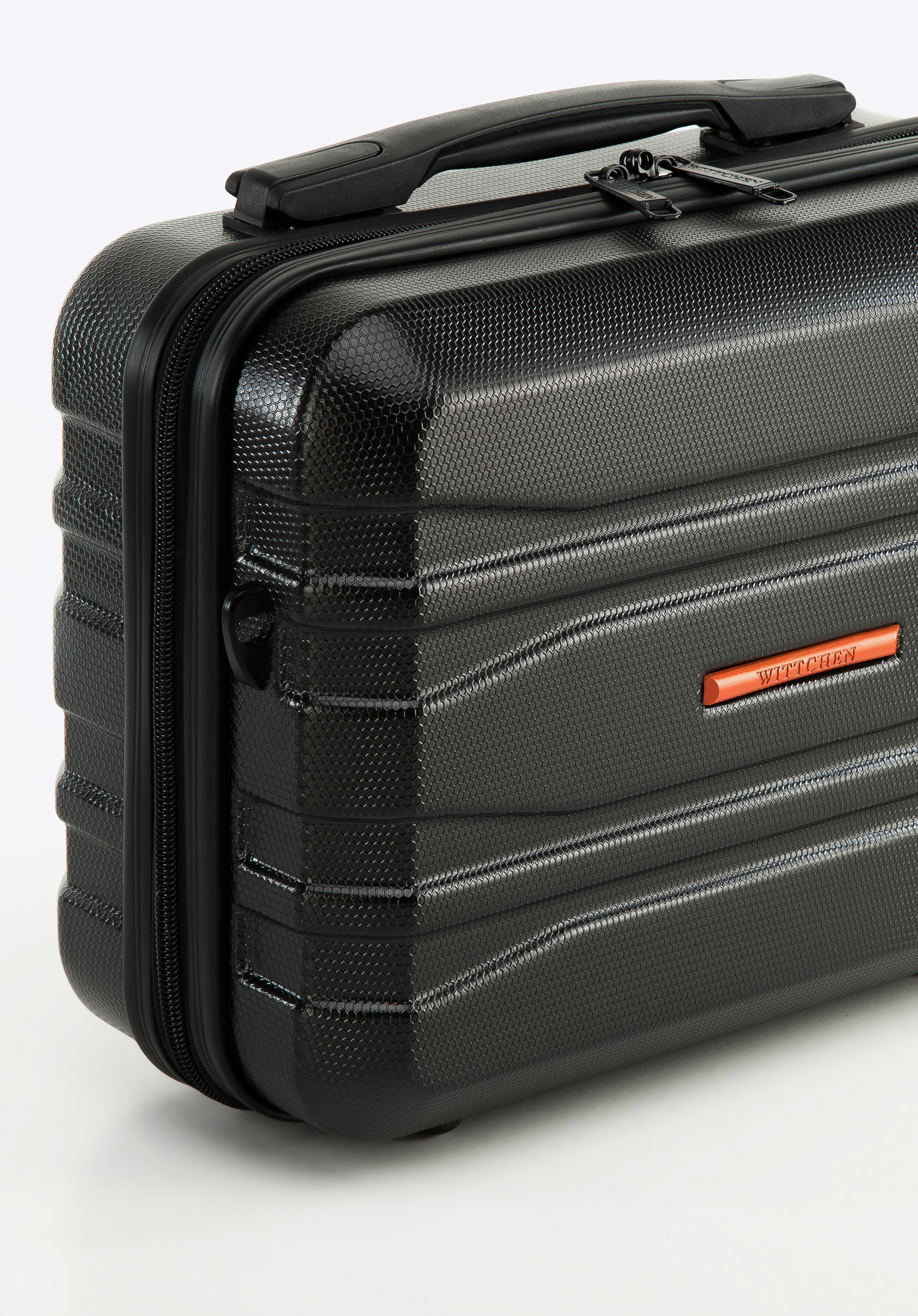 Kosmetyczka podróżna z polikarbonu nowoczesna