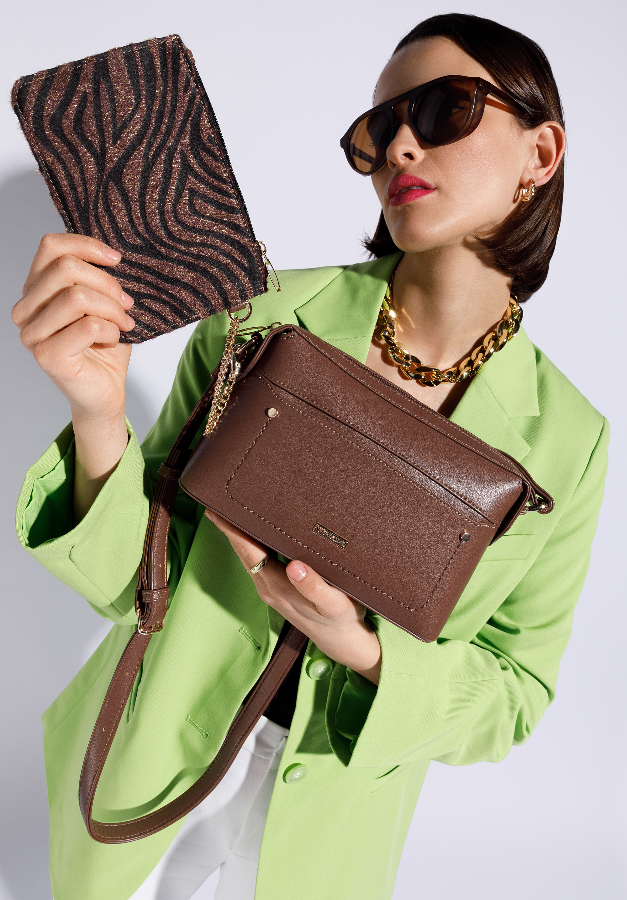 Damska listonoszka z etui w zwierzęcy wzór