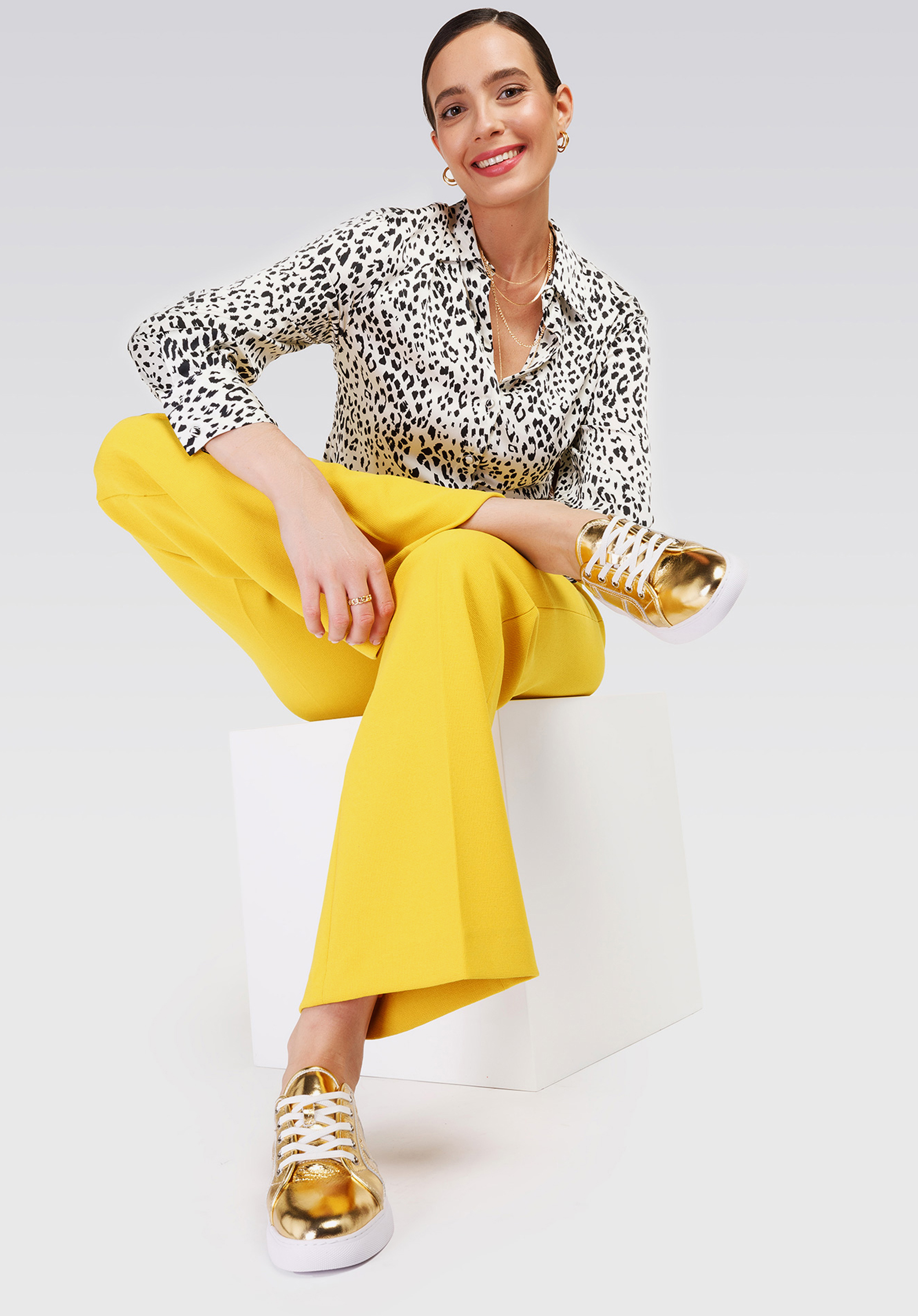 Damskie sneakersy z metalicznej skóry