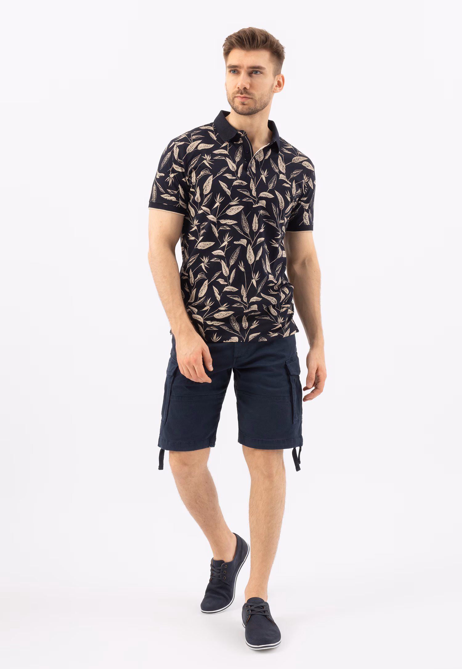 Niskie granatowe półbuty męskie