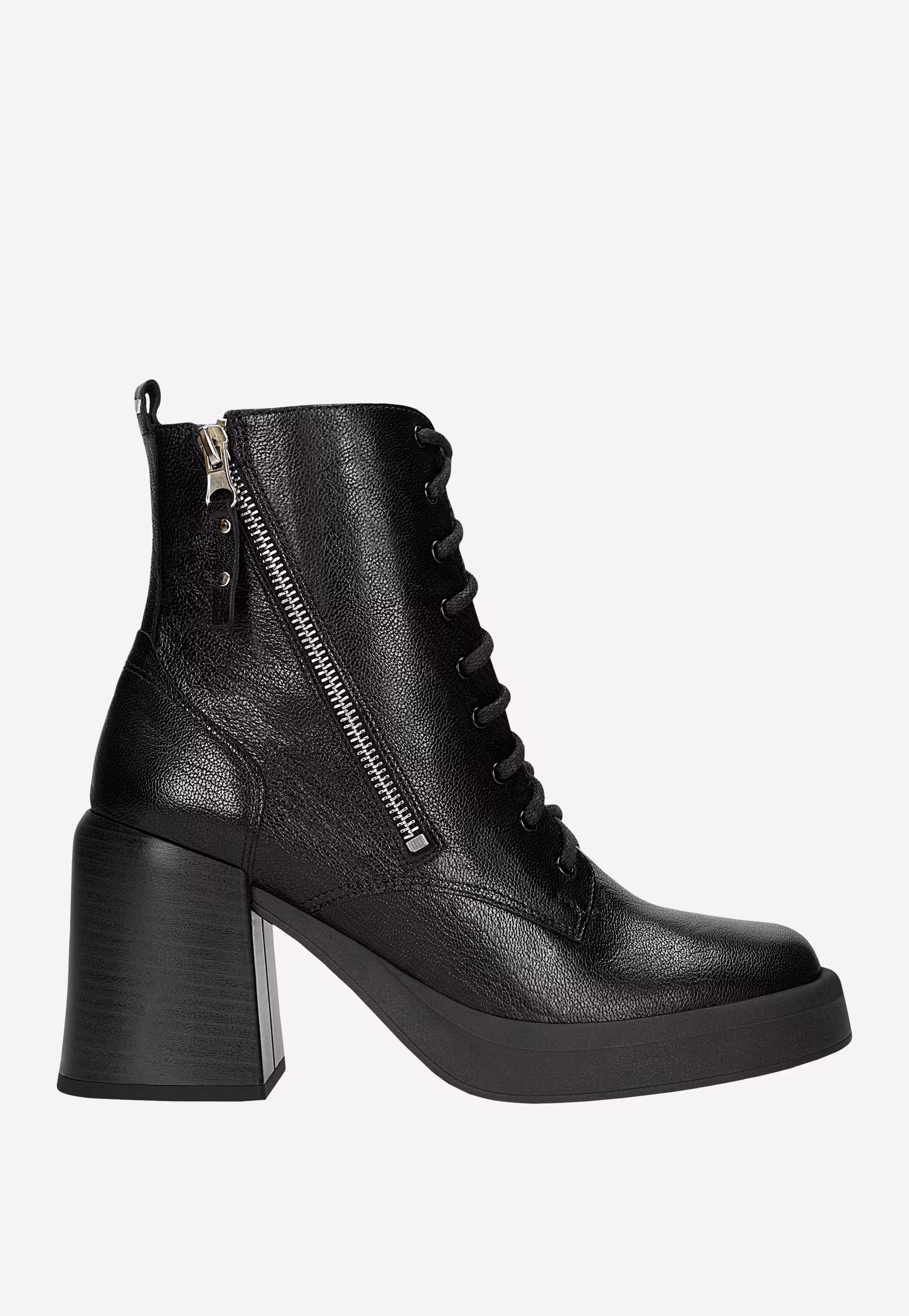 Czarne skórzane trzewiki na obcasie