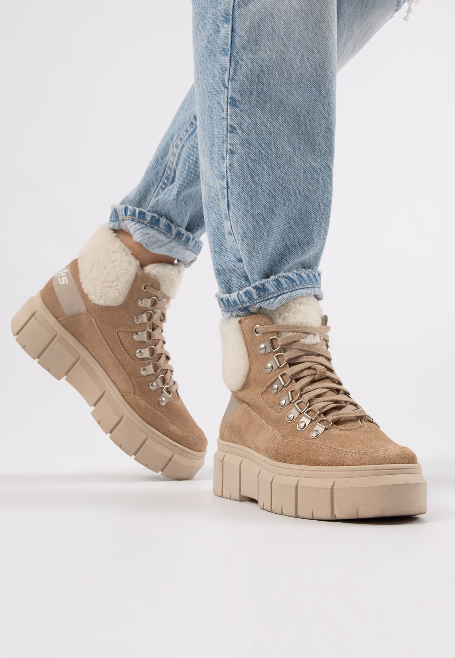 RELAKS ciepłe beżowe trzewiki damskie z białym kożuszkiem