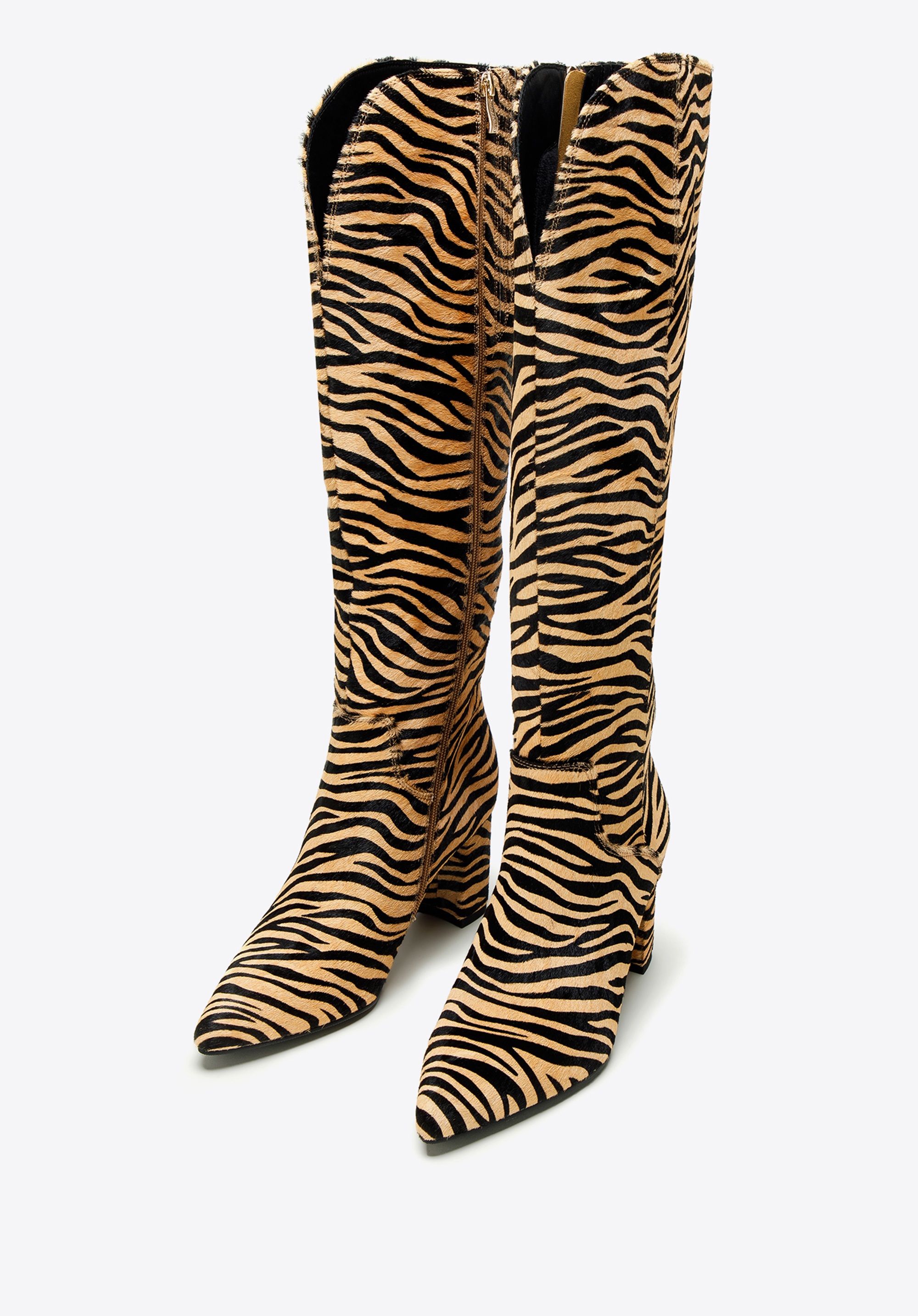 Damskie kozaki ze skóry z włosiem w zwierzęcy wzór