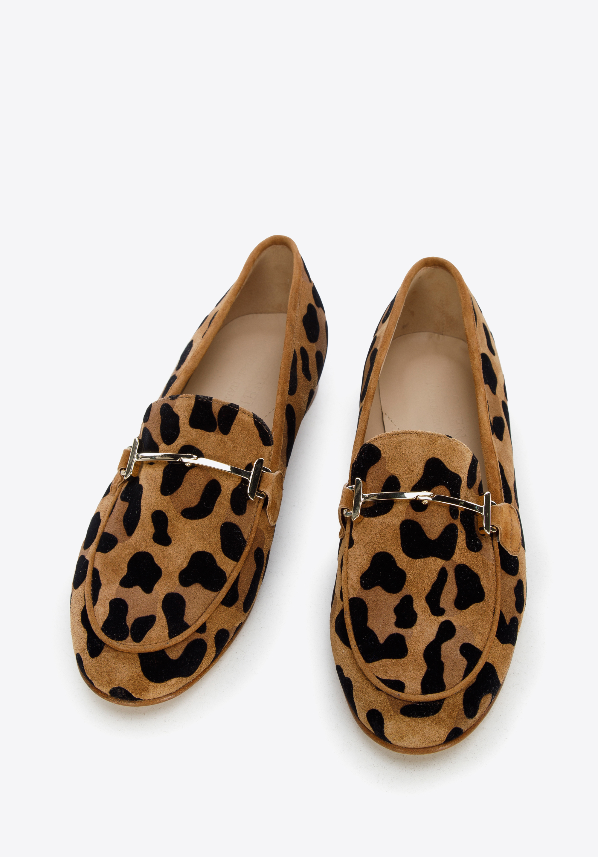 Damskie mokasyny zamszowe w panterkę z klamerką