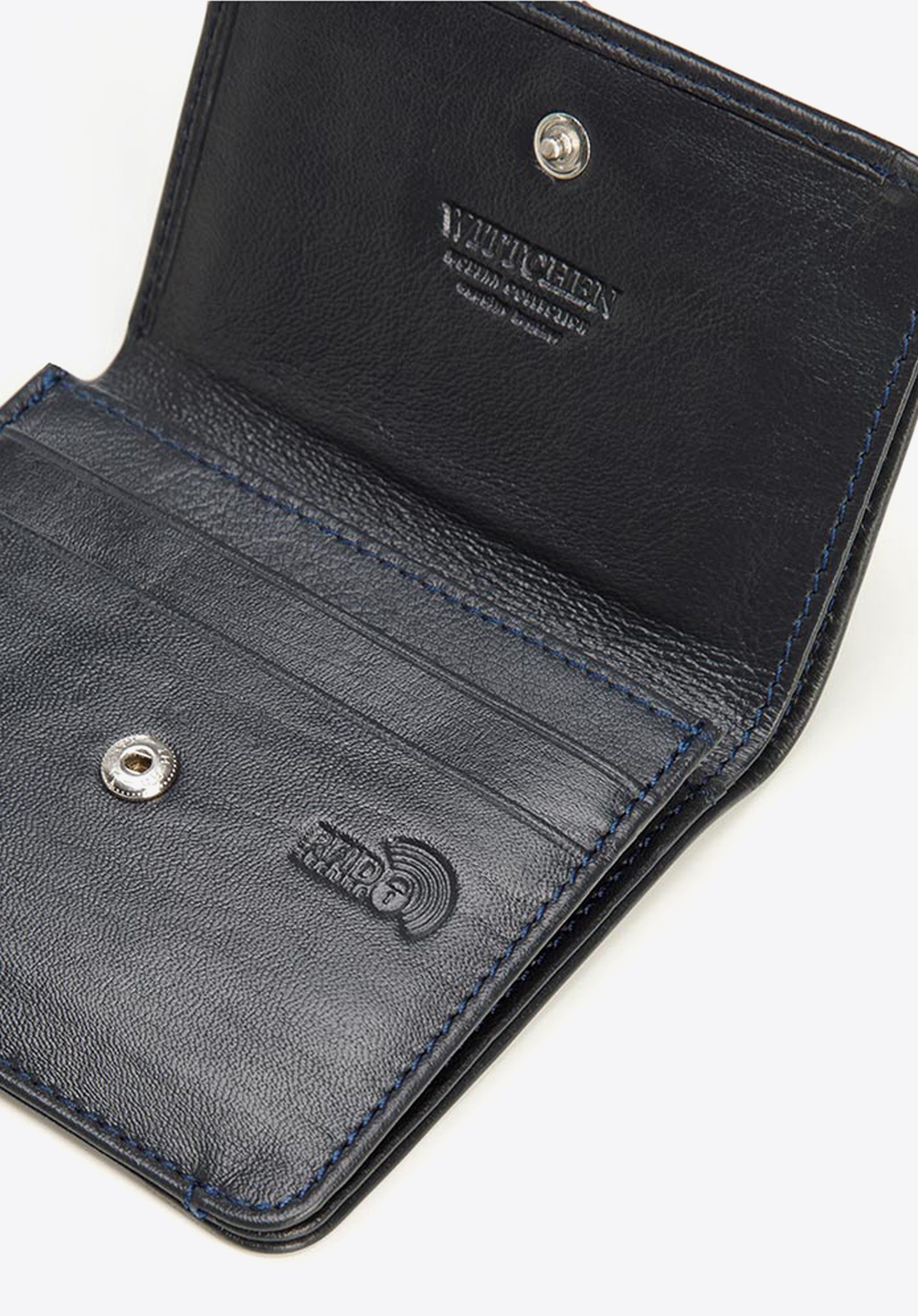 Damski portfelik ze skóry kwadratowy