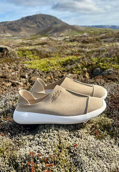 Beżowe półbuty RELAKS na lekkiej podeszwie