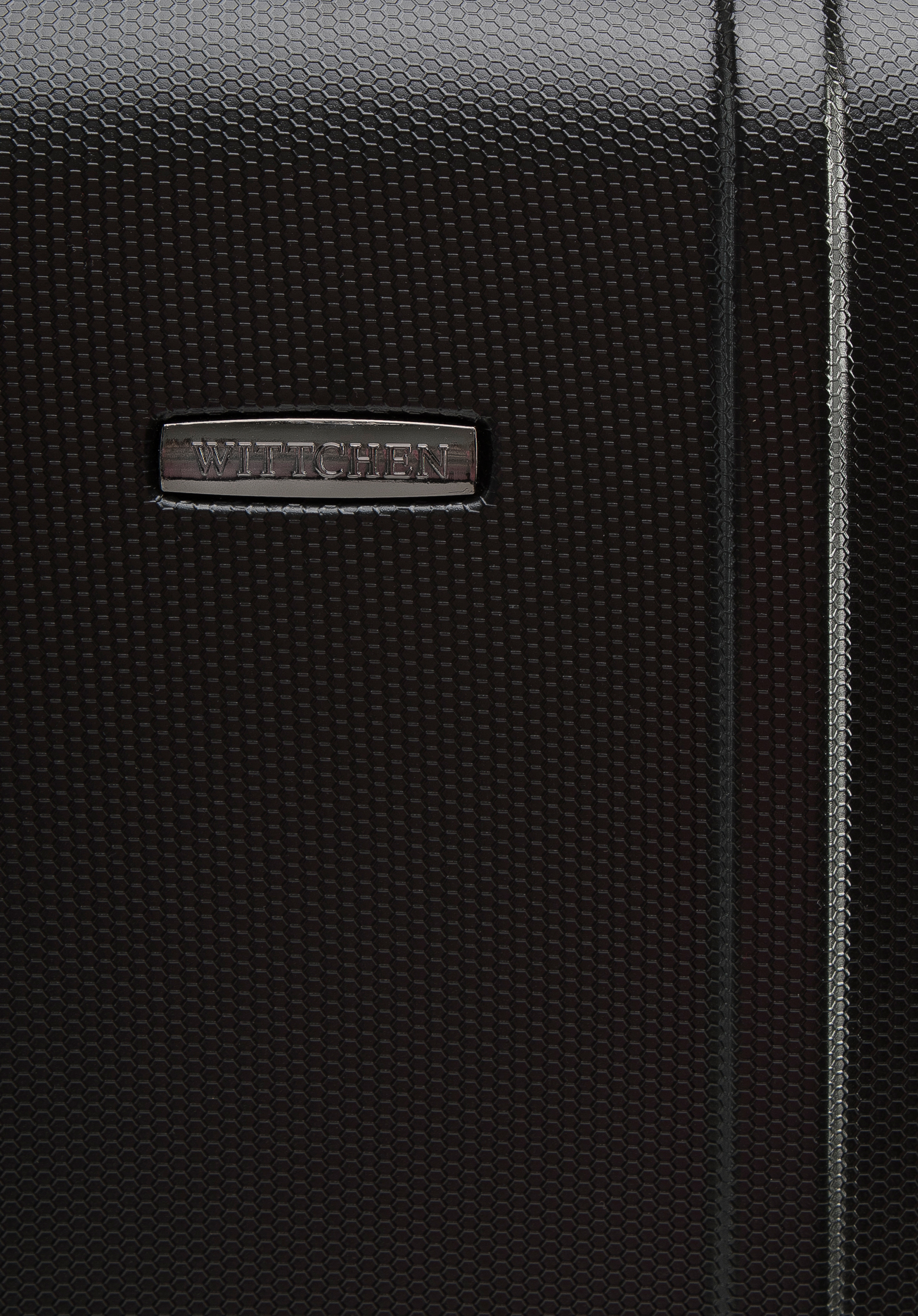 Walizka kabinowa z polikarbonu z pionowymi tłoczeniami