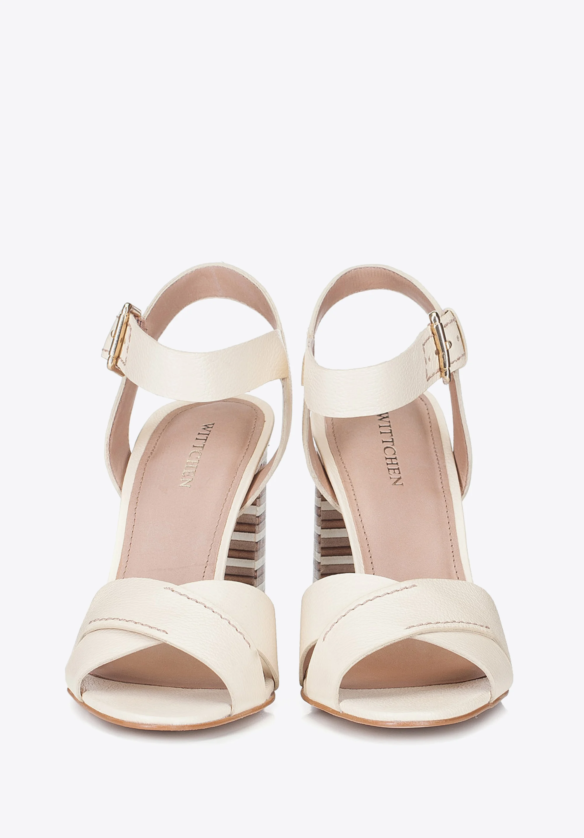 Damskie sandały skórzane na obcasie w paski