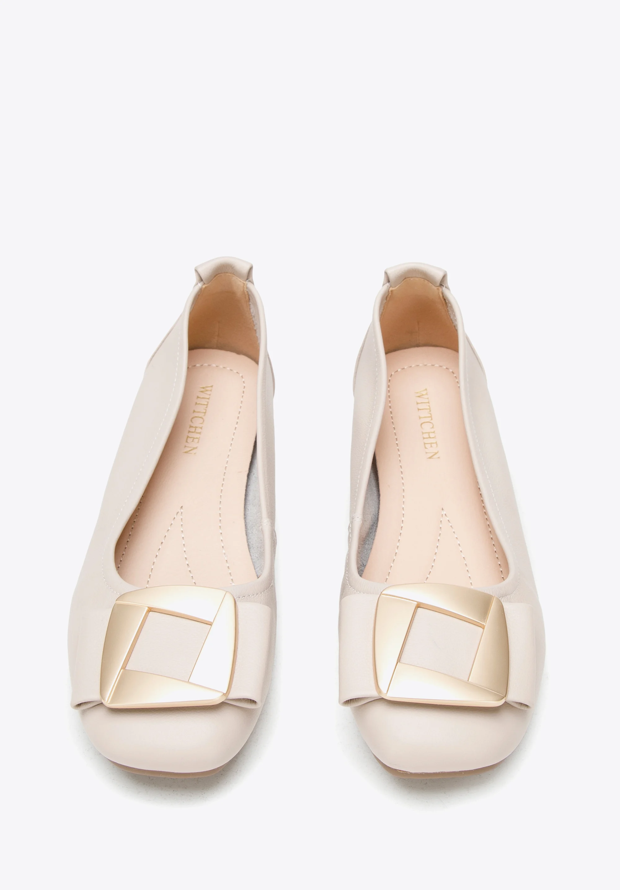 Baleriny z miękkiej skóry z klamrą