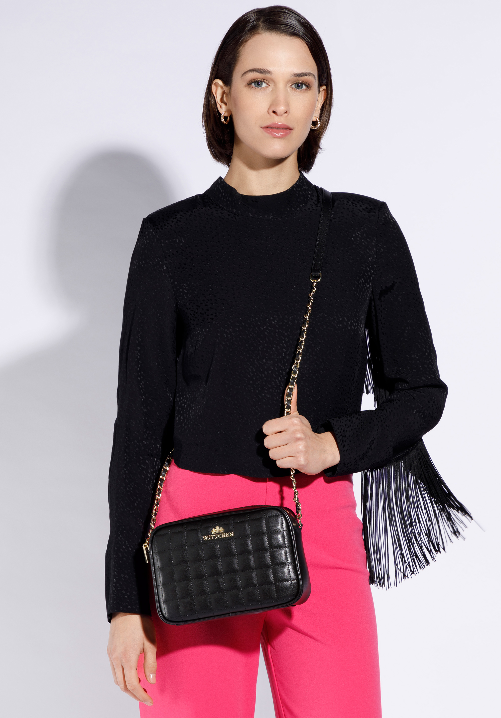 Damska listonoszka skórzana pikowana na łańcuszku
