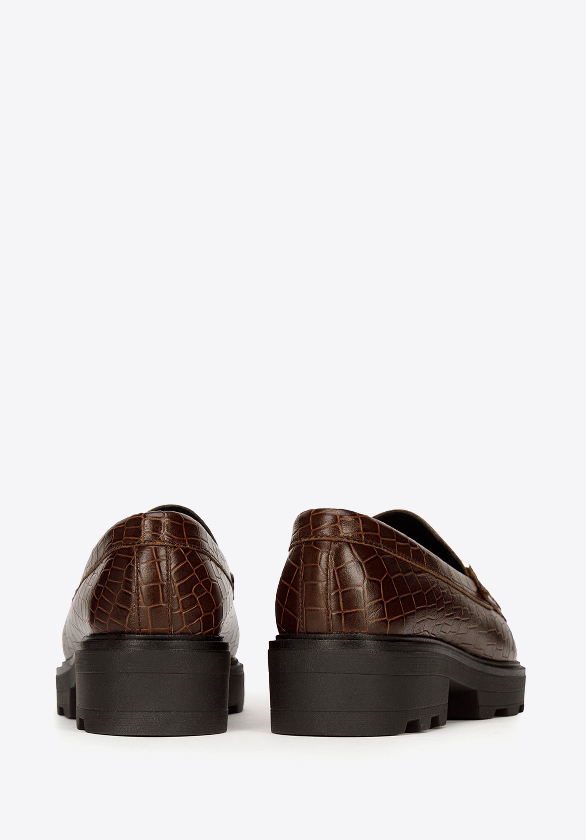 Damskie mokasyny skórzane z łańcuchem i na grubej podeszwie