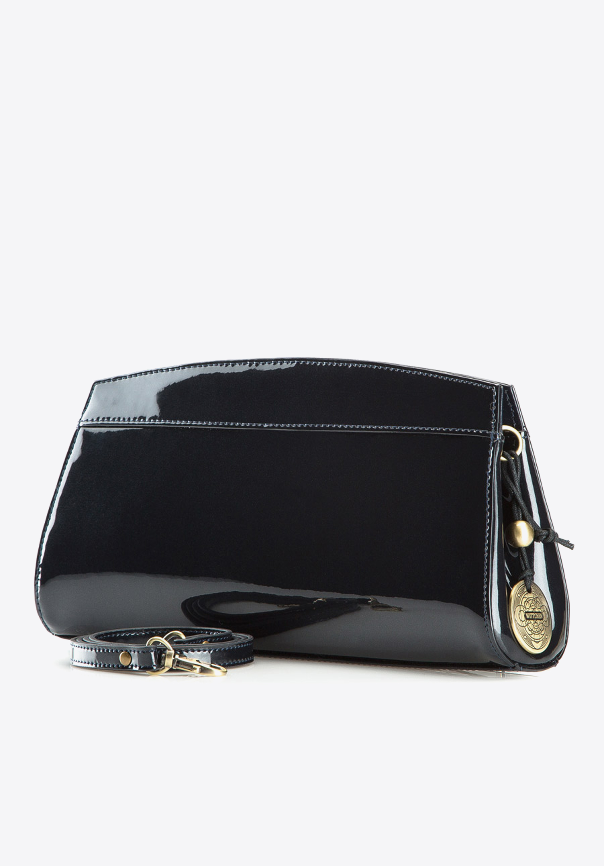 Wieczorowa torebka ze skóry lakierowanej trapezowa