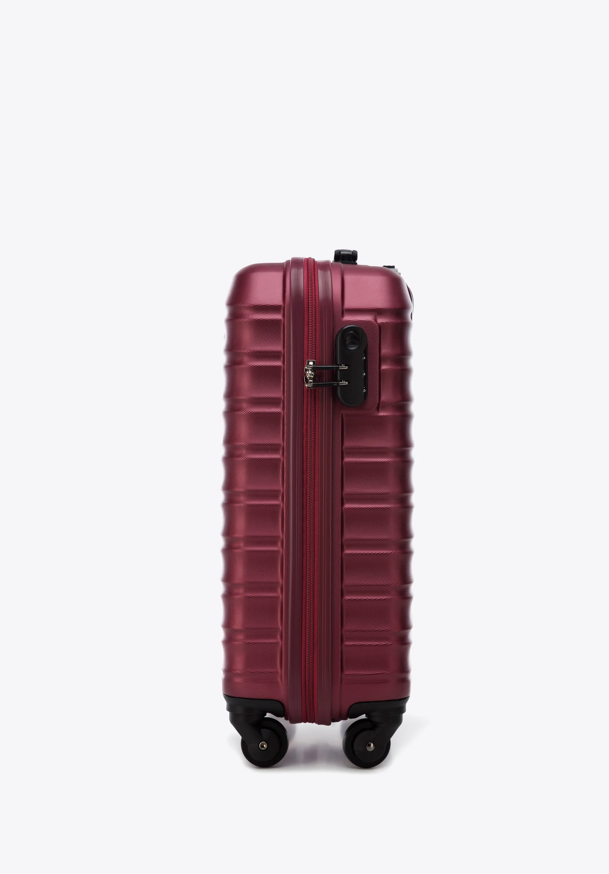 Duża walizka z ABS-u z żebrowaniem