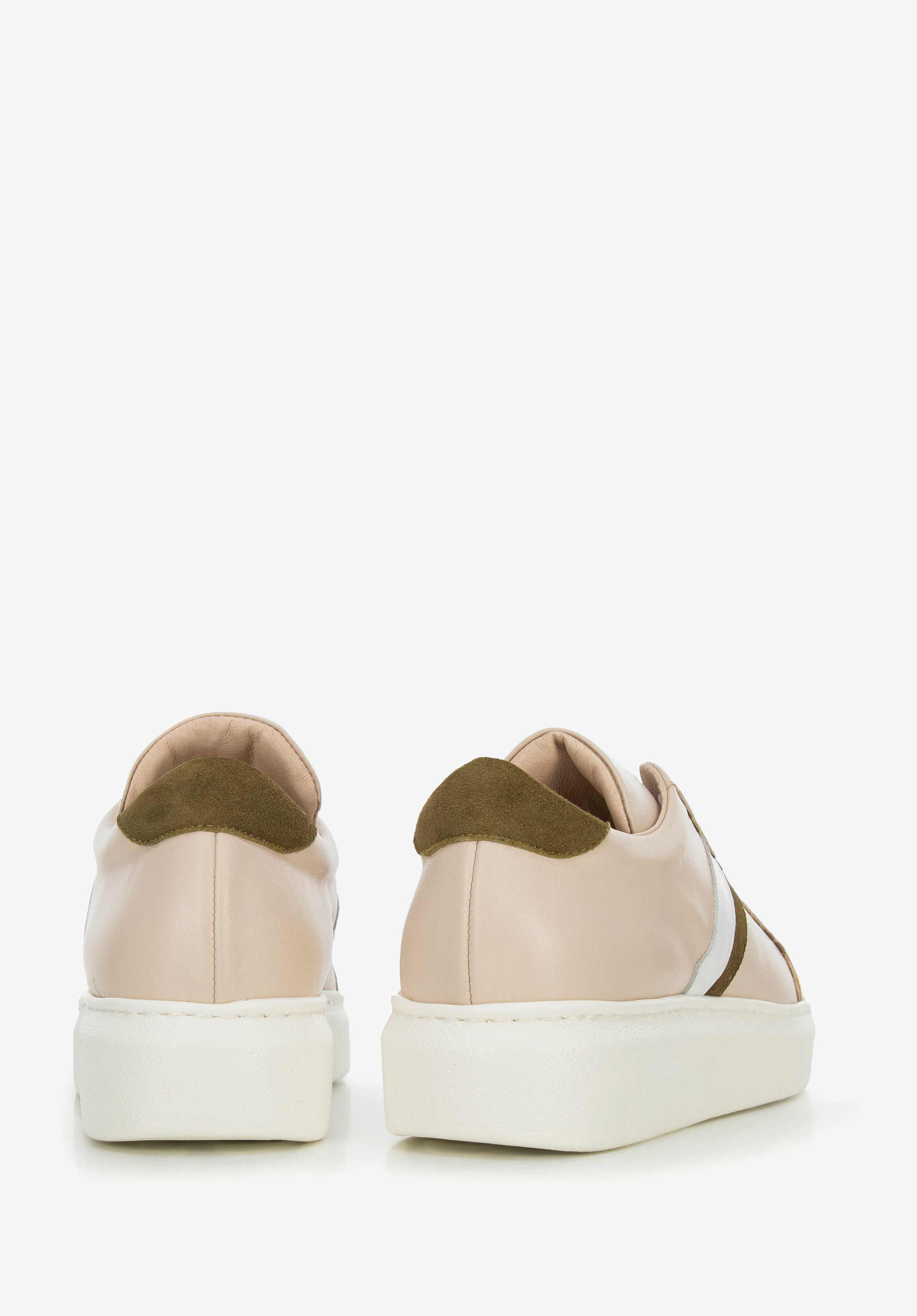 Damskie sneakersy skórzane z falbanką