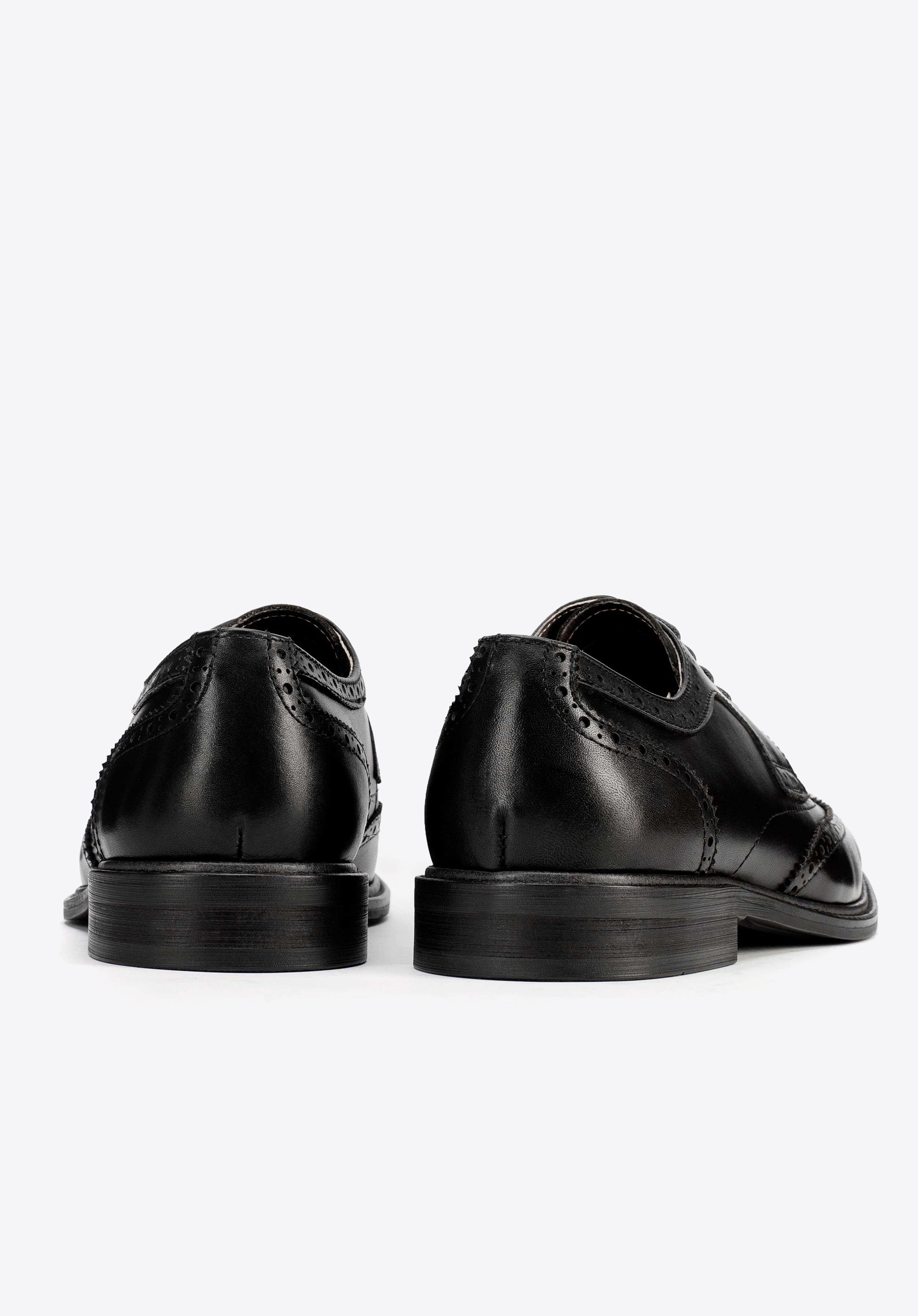 Męskie brogsy ze skóry licowej z perforacjami