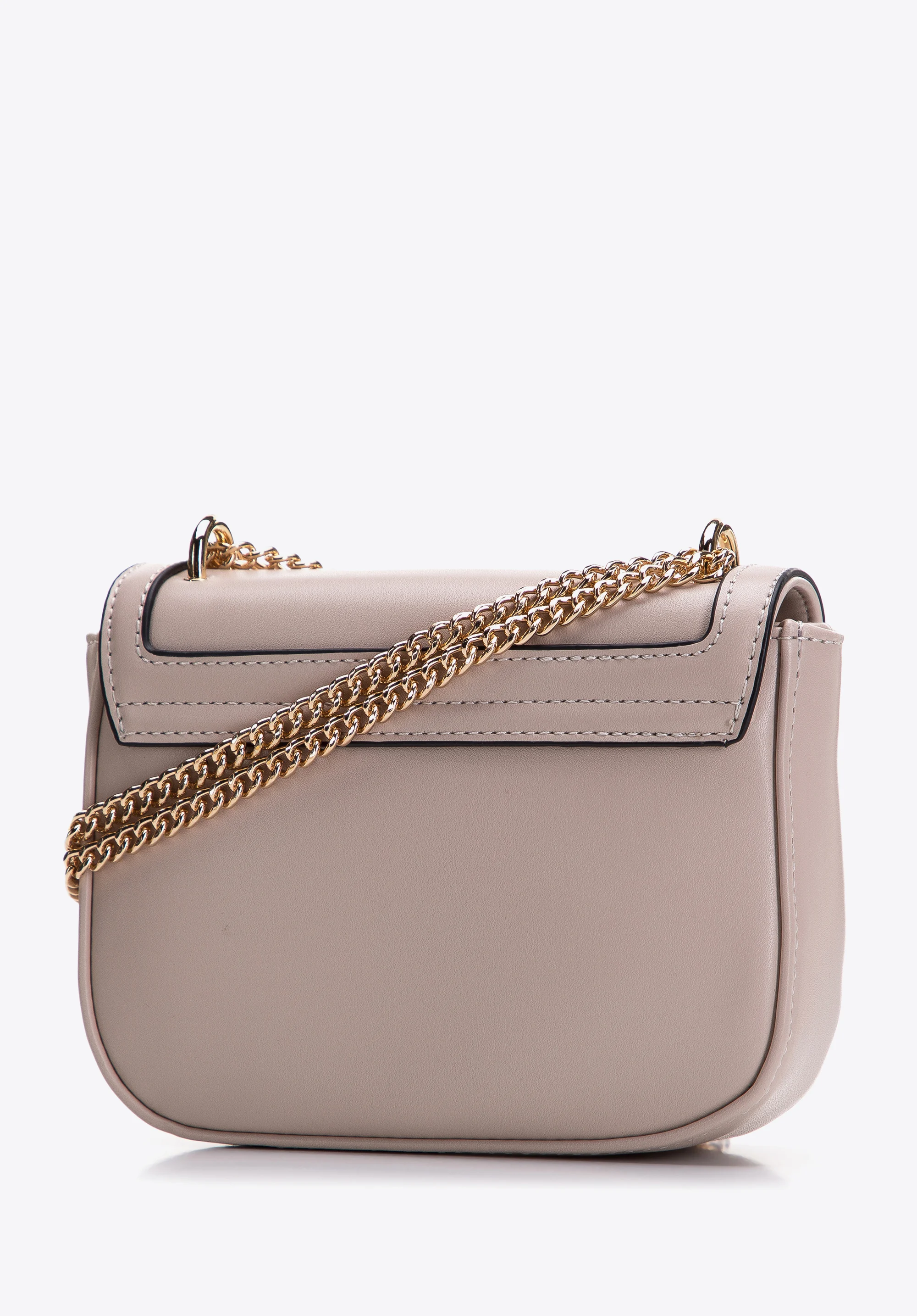 Damska listonoszka z obszytą klapą na łańcuszku mała