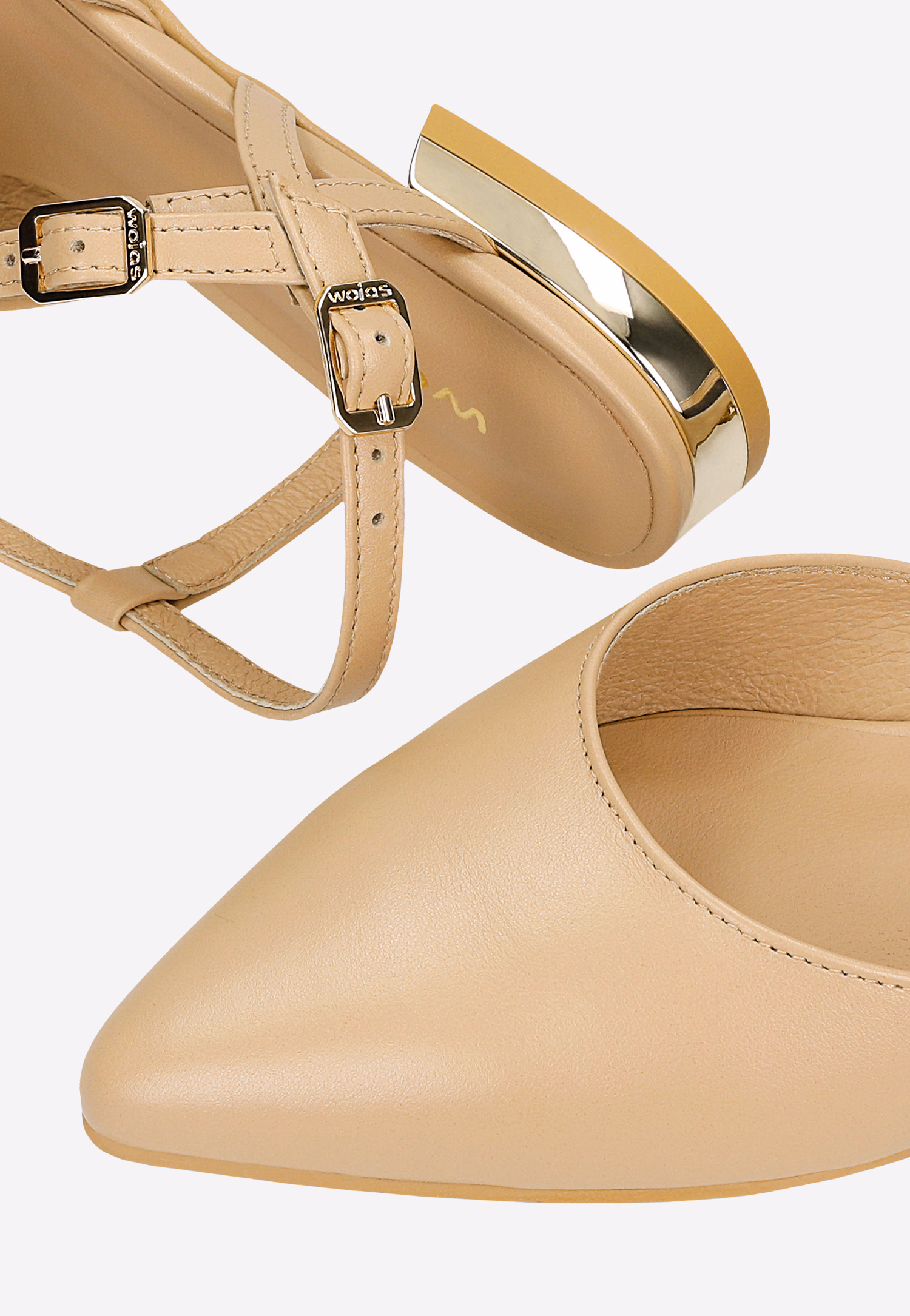 Beżowe półbuty damskie z noskiem w szpic