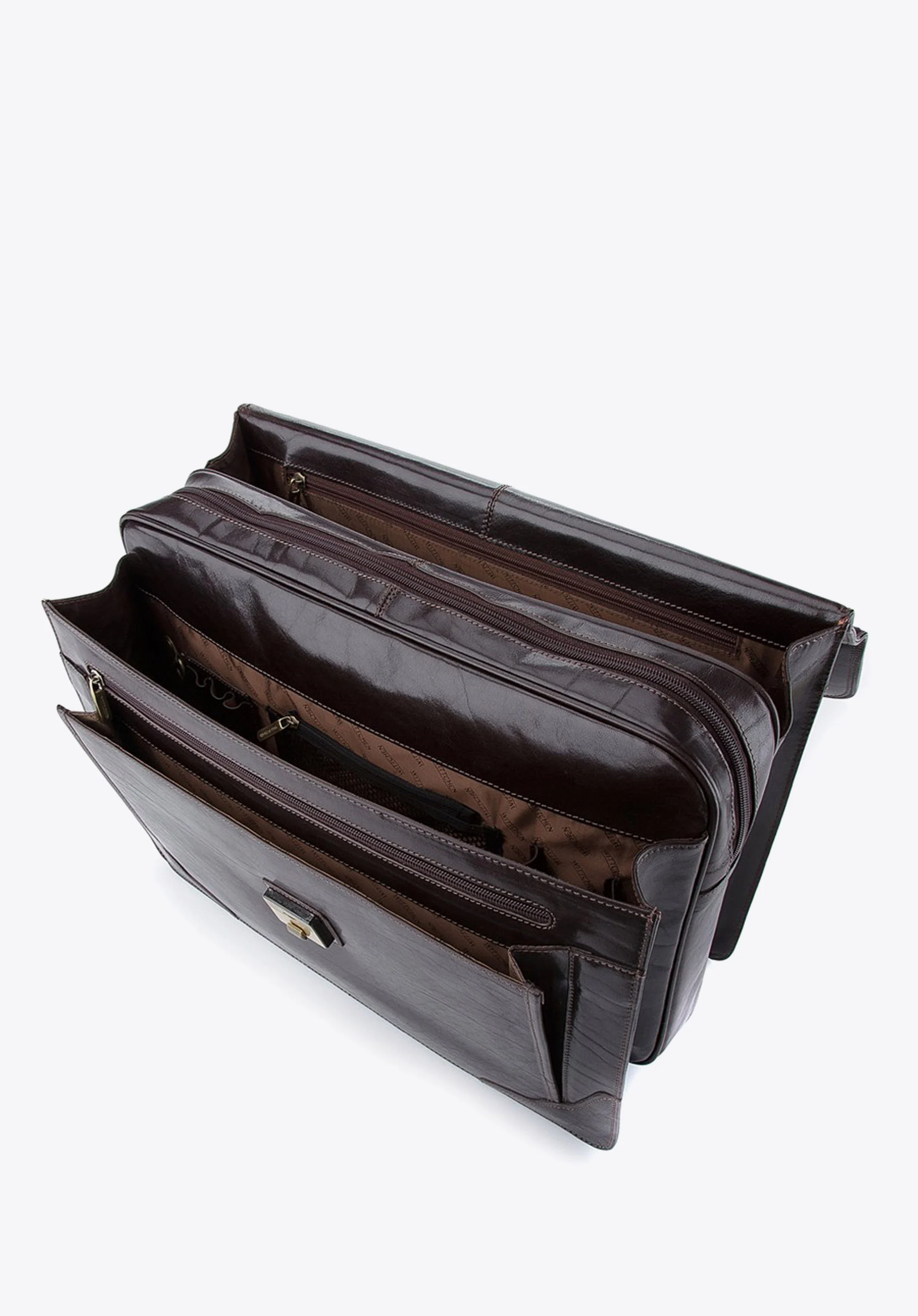 Teczka ze skóry z wyciętą klapą