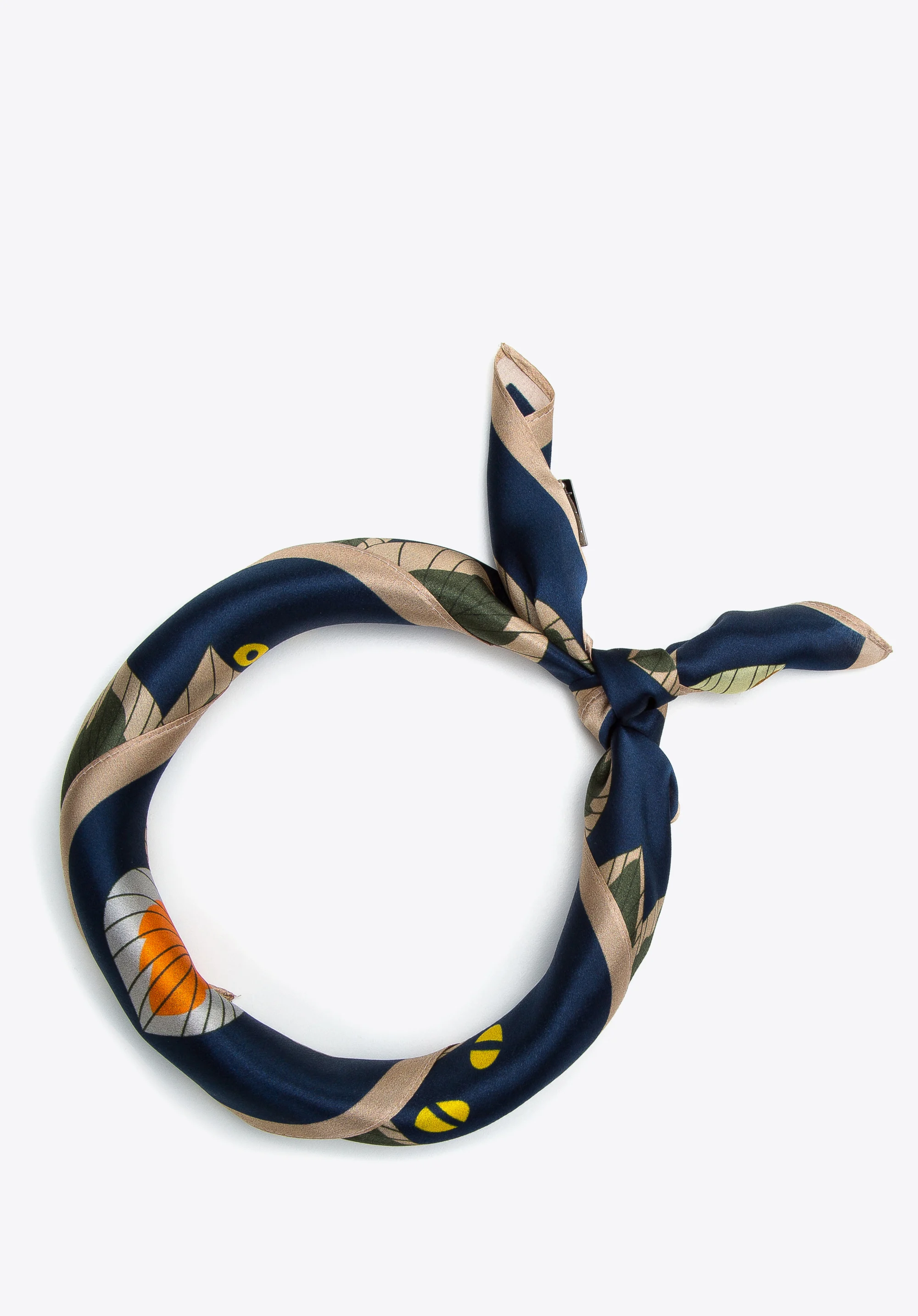 Damska apaszka jedwabna we wzory