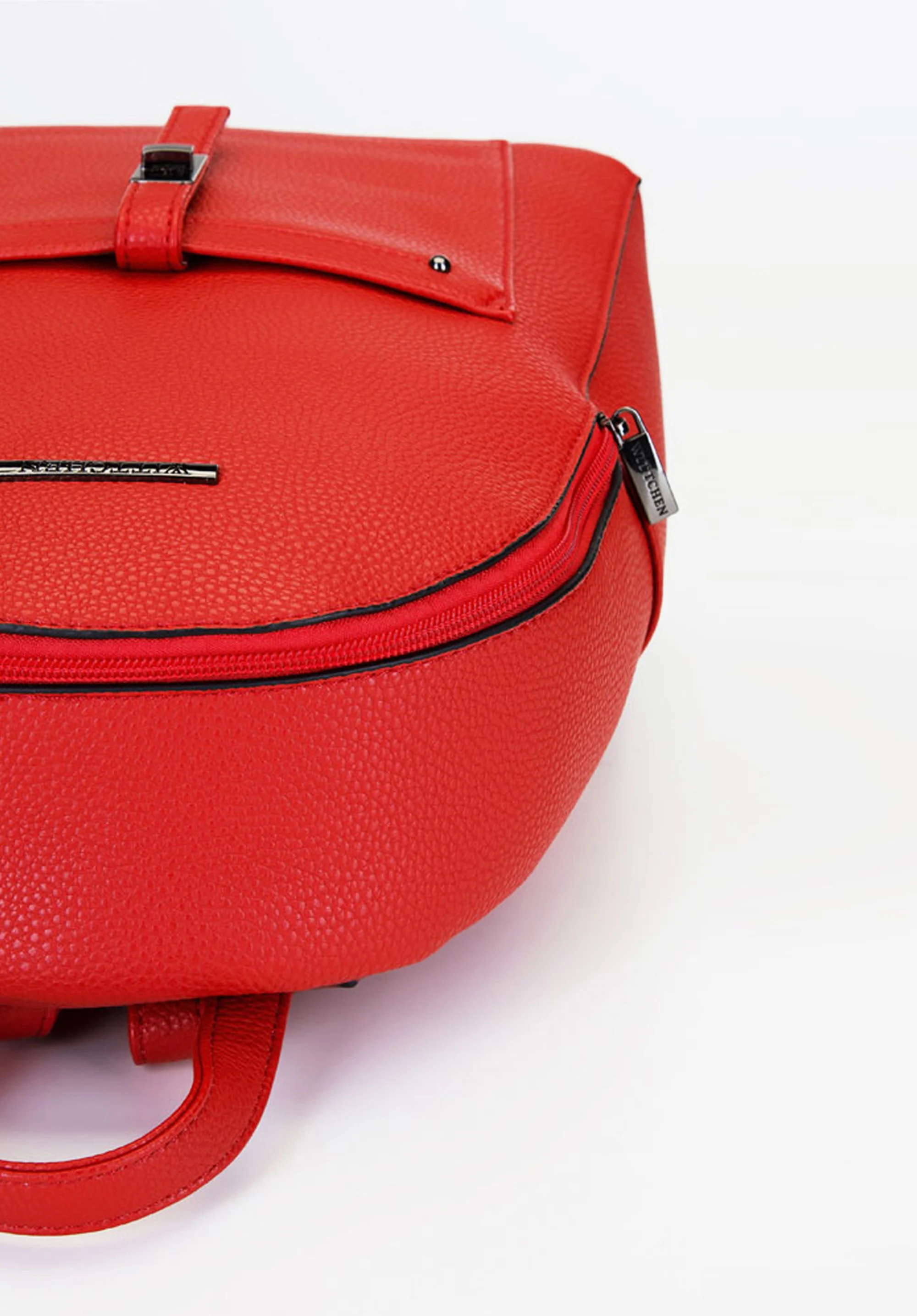 Damski plecak z kieszenią z przodu