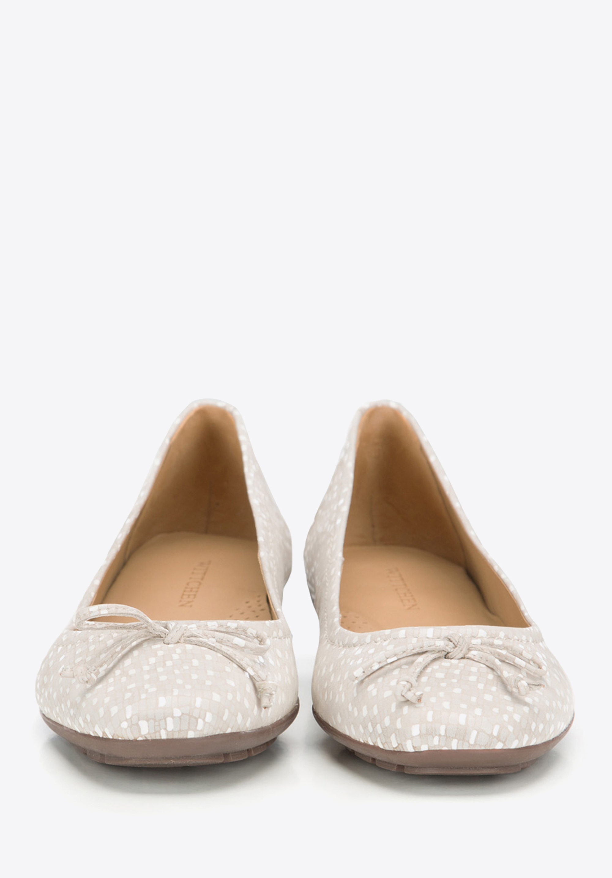 Baleriny skórzane basic z kokardką