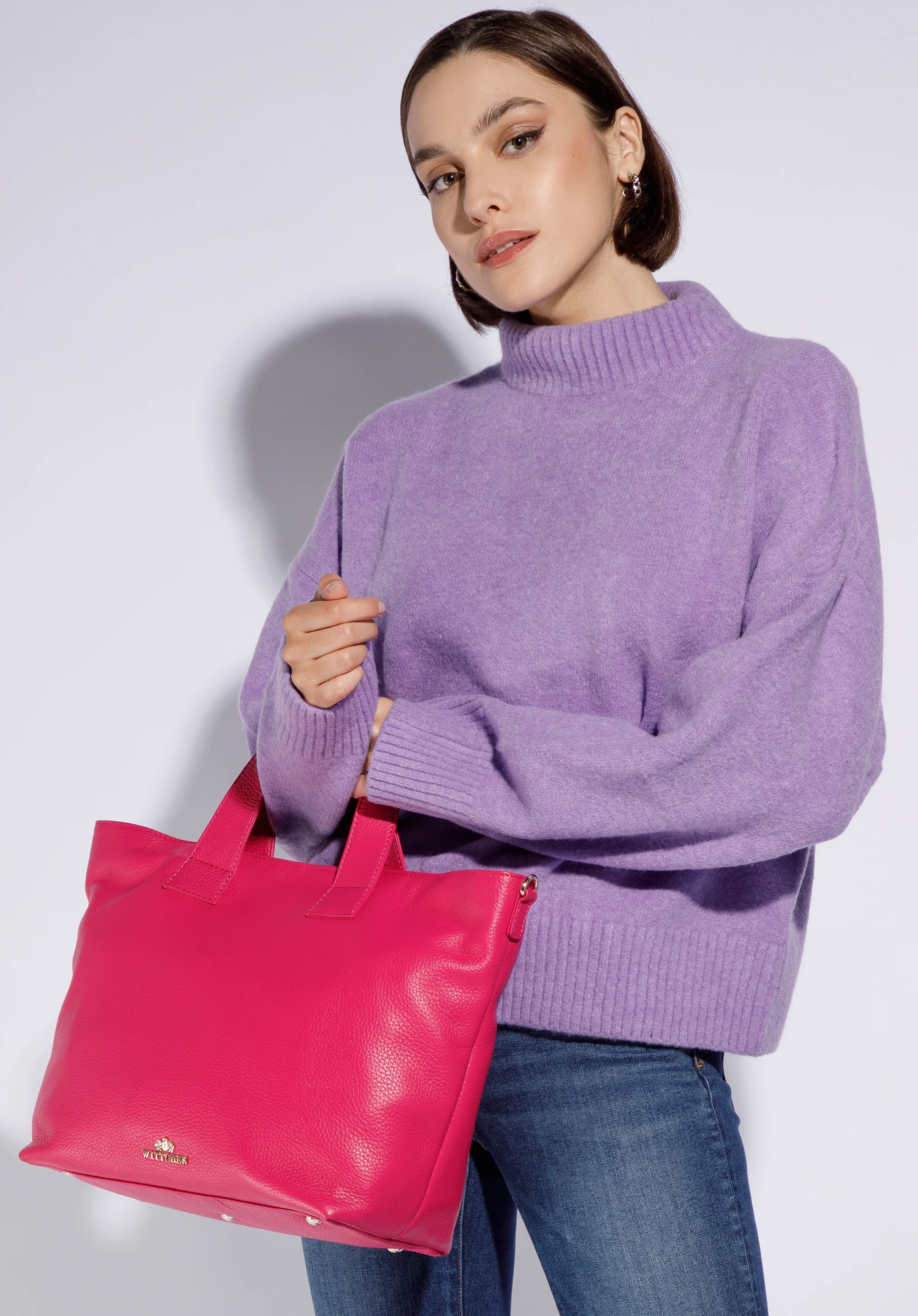 Torebka kuferek skórzana z regulowaną szerokością