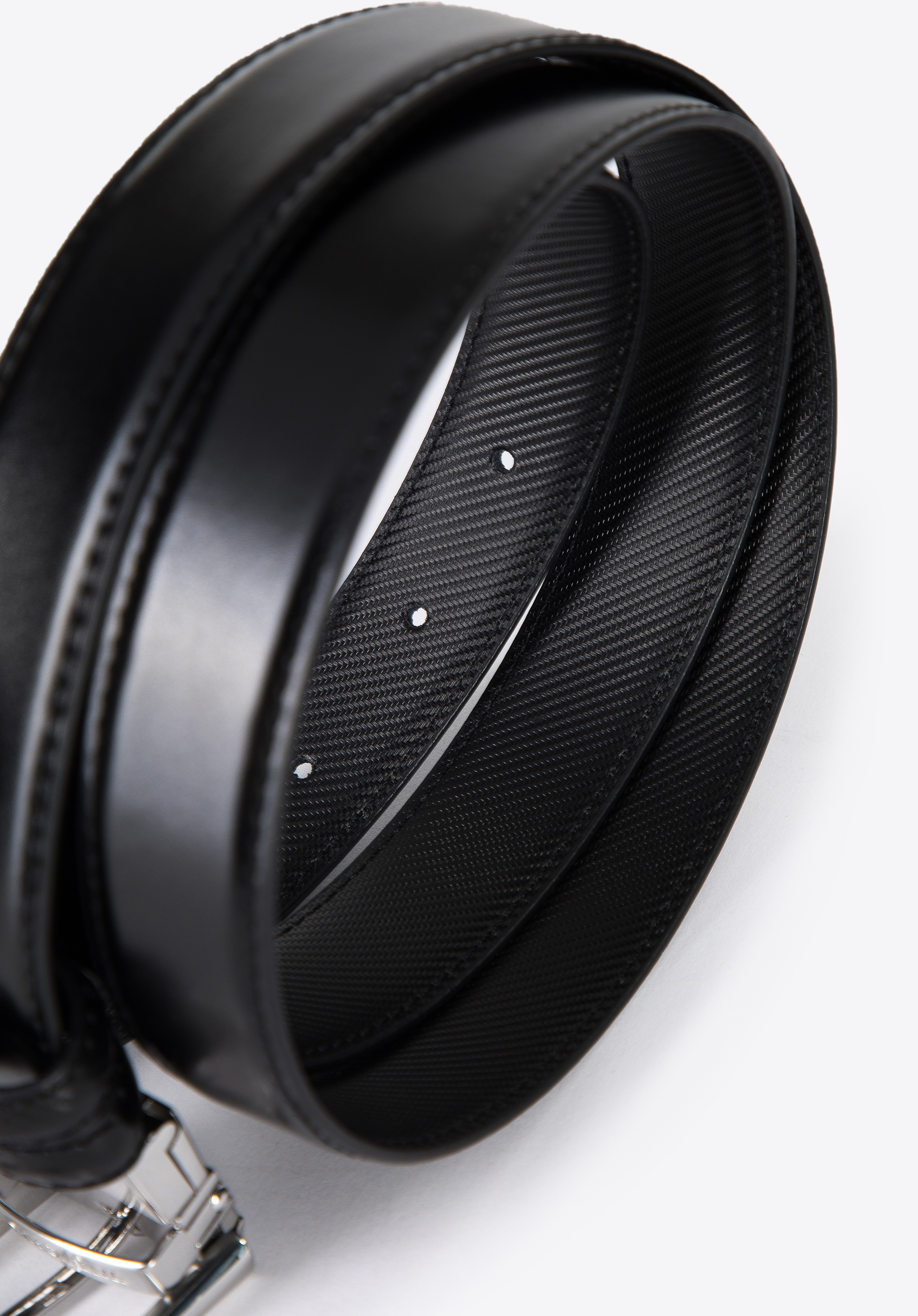 Męski pasek skórzany dwustronny wąski