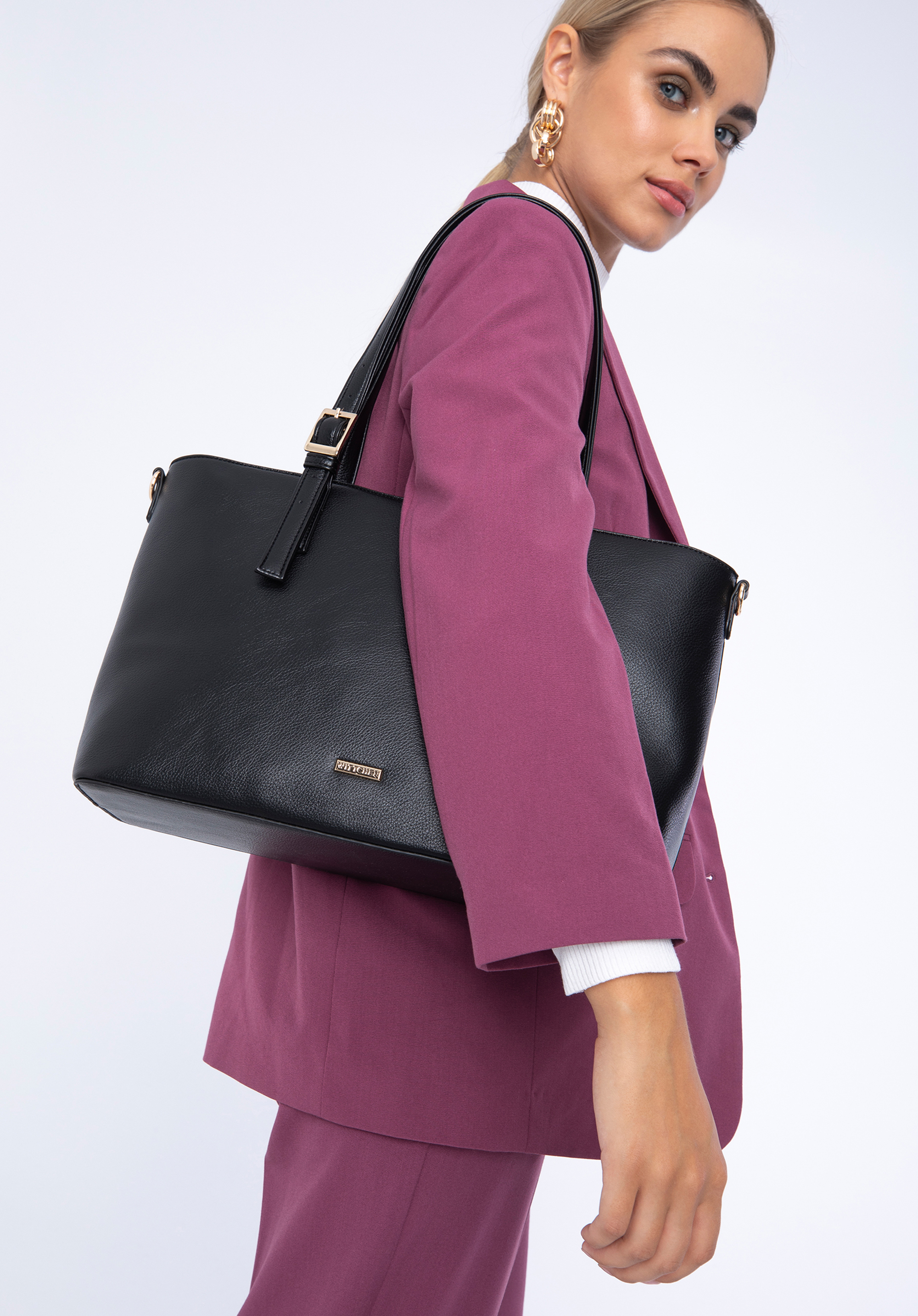 Torebka shopperka z ekoskóry z ozdobną klamerką