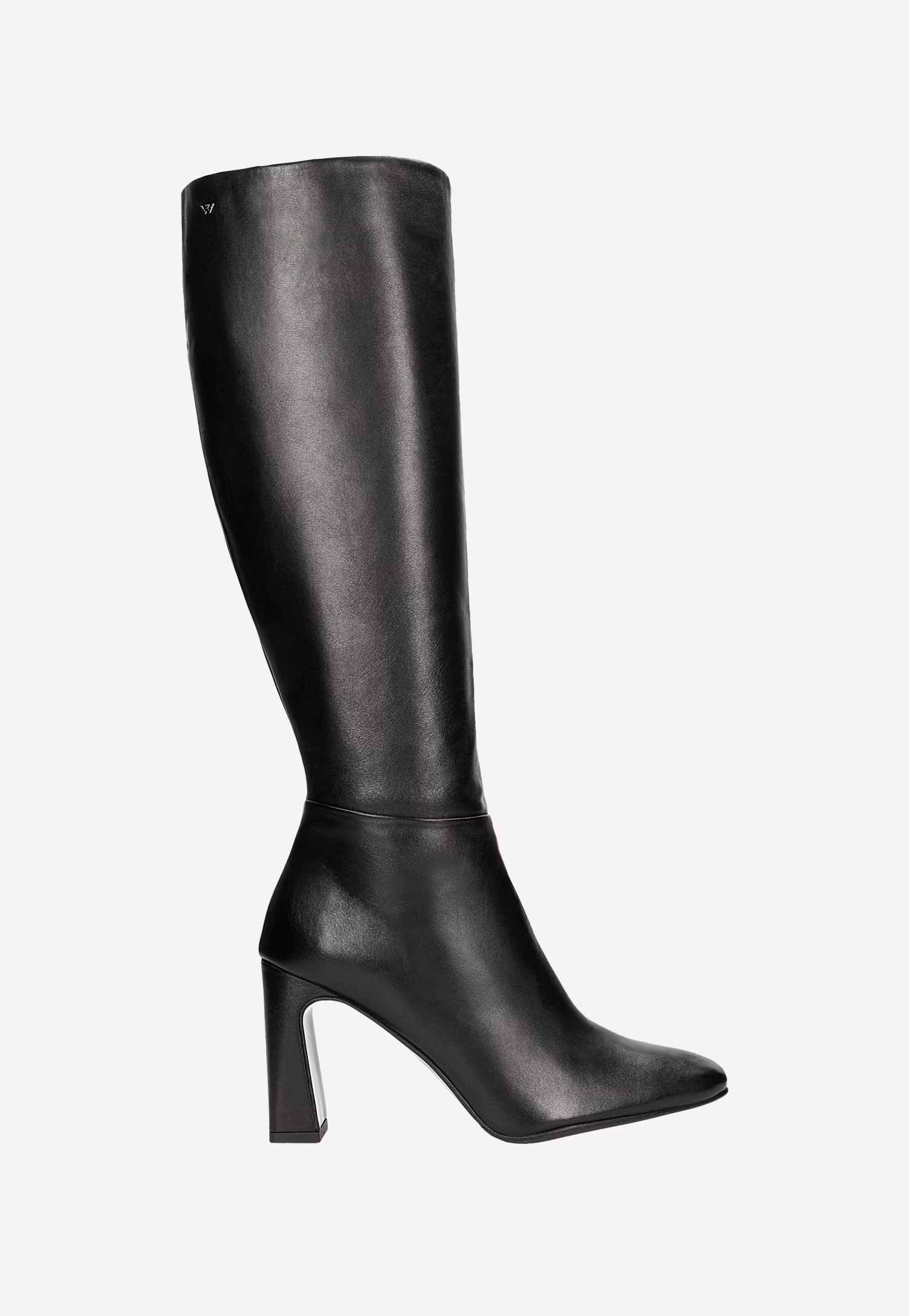 Czarne kozaki damskie na słupku za skóry licowej