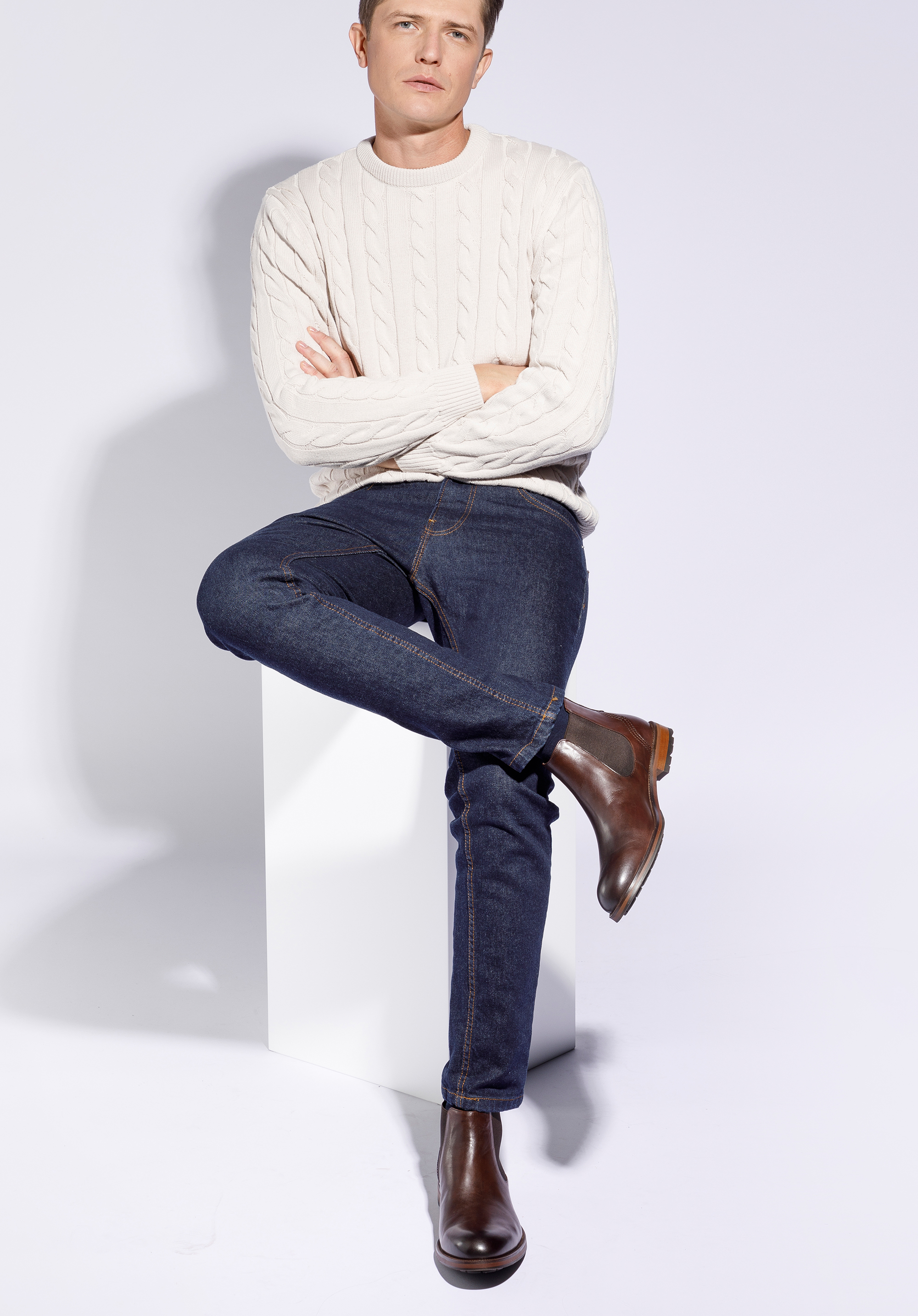 Męskie sztyblety ze skóry na brązowej podeszwie