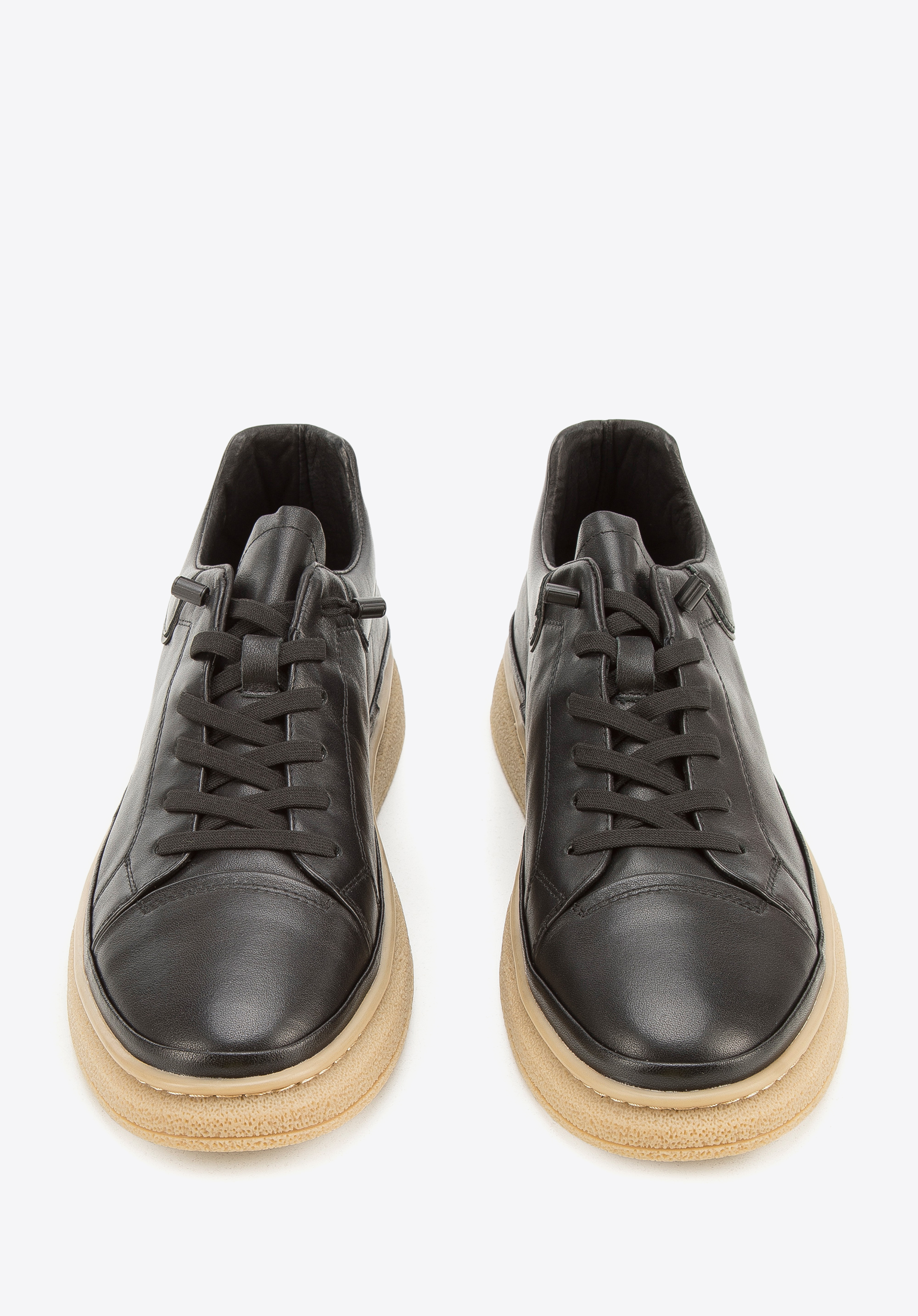 Męskie sneakersy skórzane na jasnej podeszwie