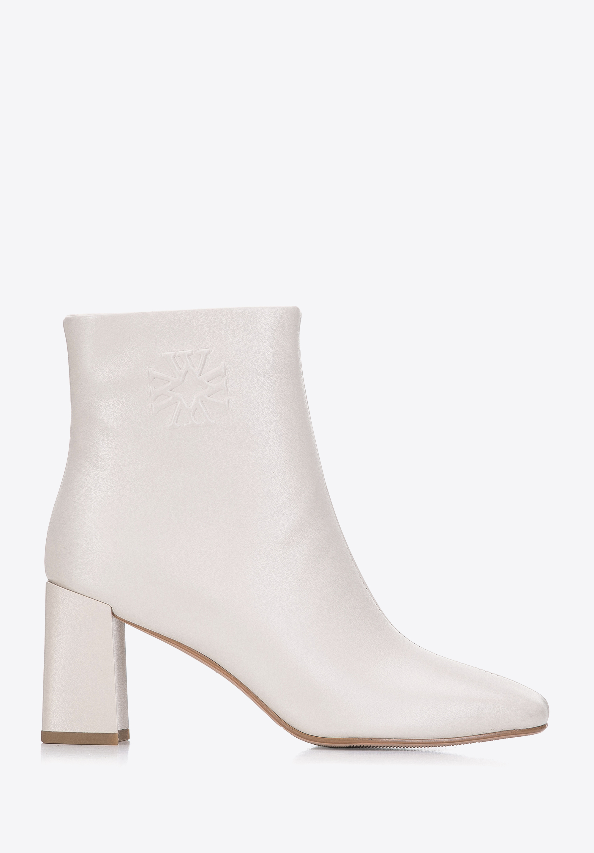 Damskie botki skórzane z monogramem