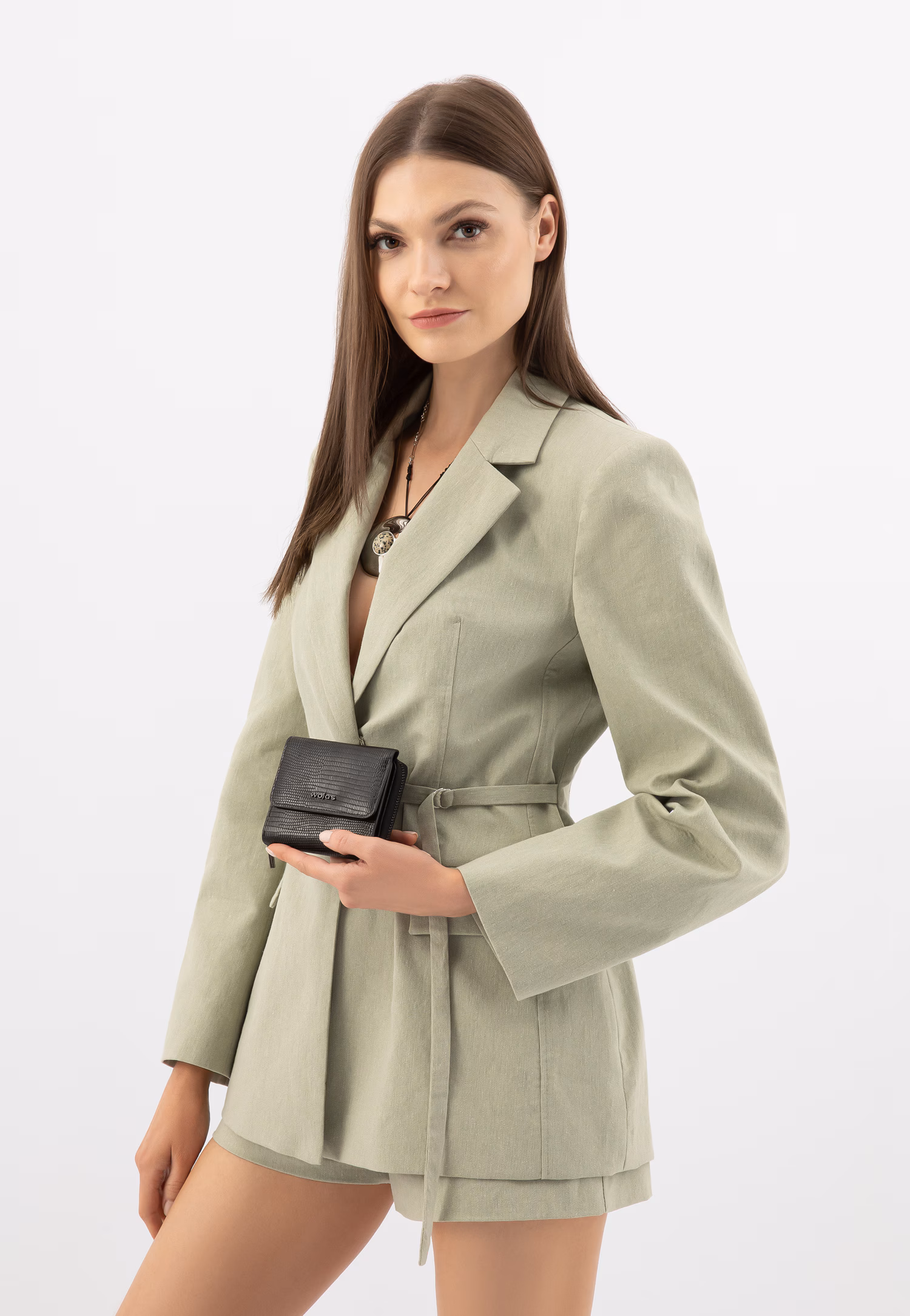 Mały czerwony portfel damski ze skóry licowej