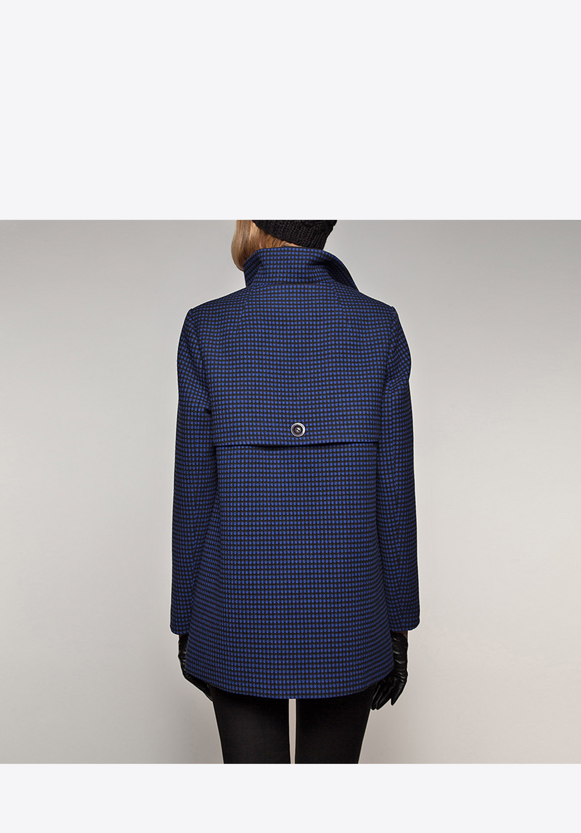 Damska kurtka w kratę