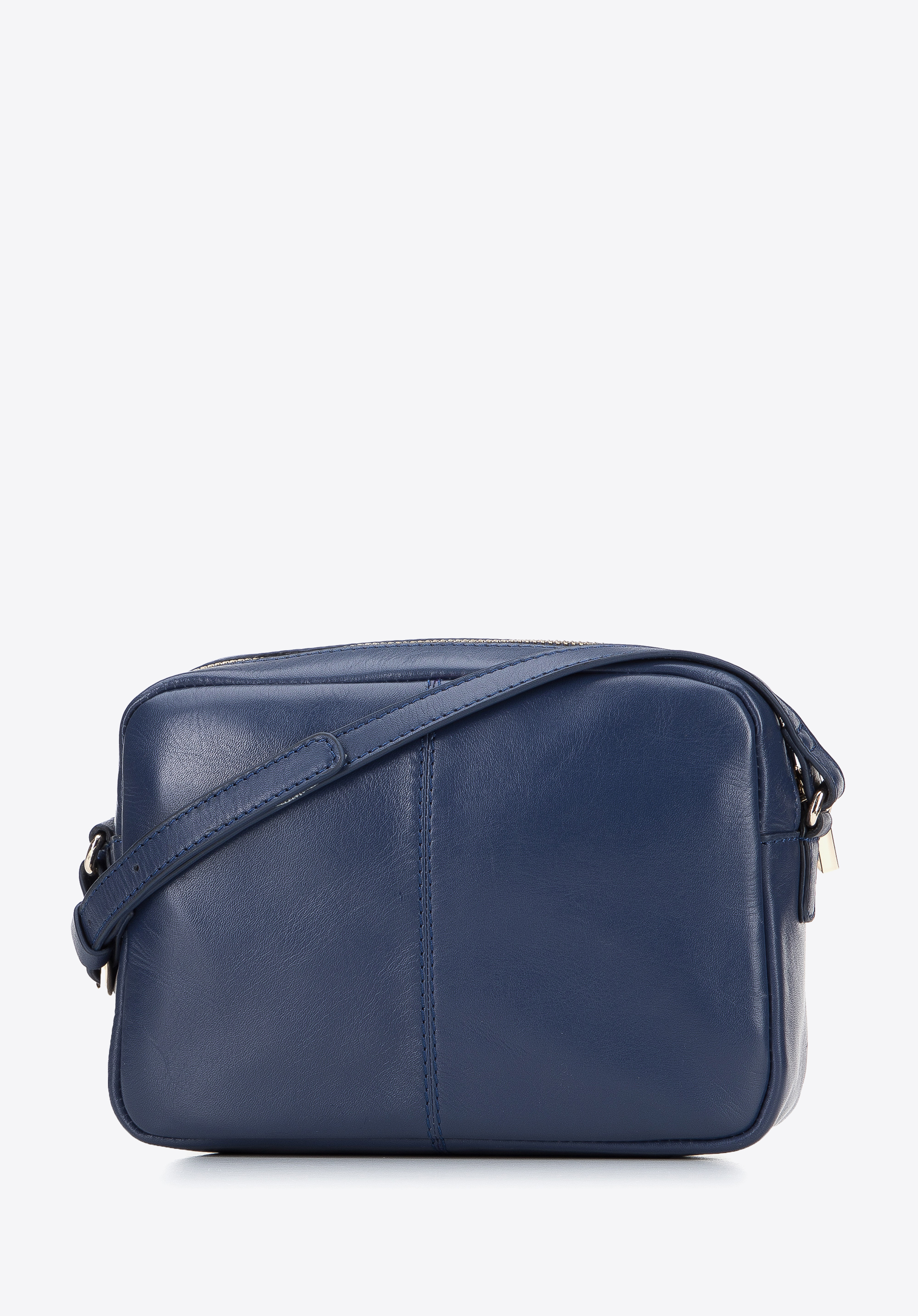 Damska listonoszka skórzana z ukośnym pikowaniem