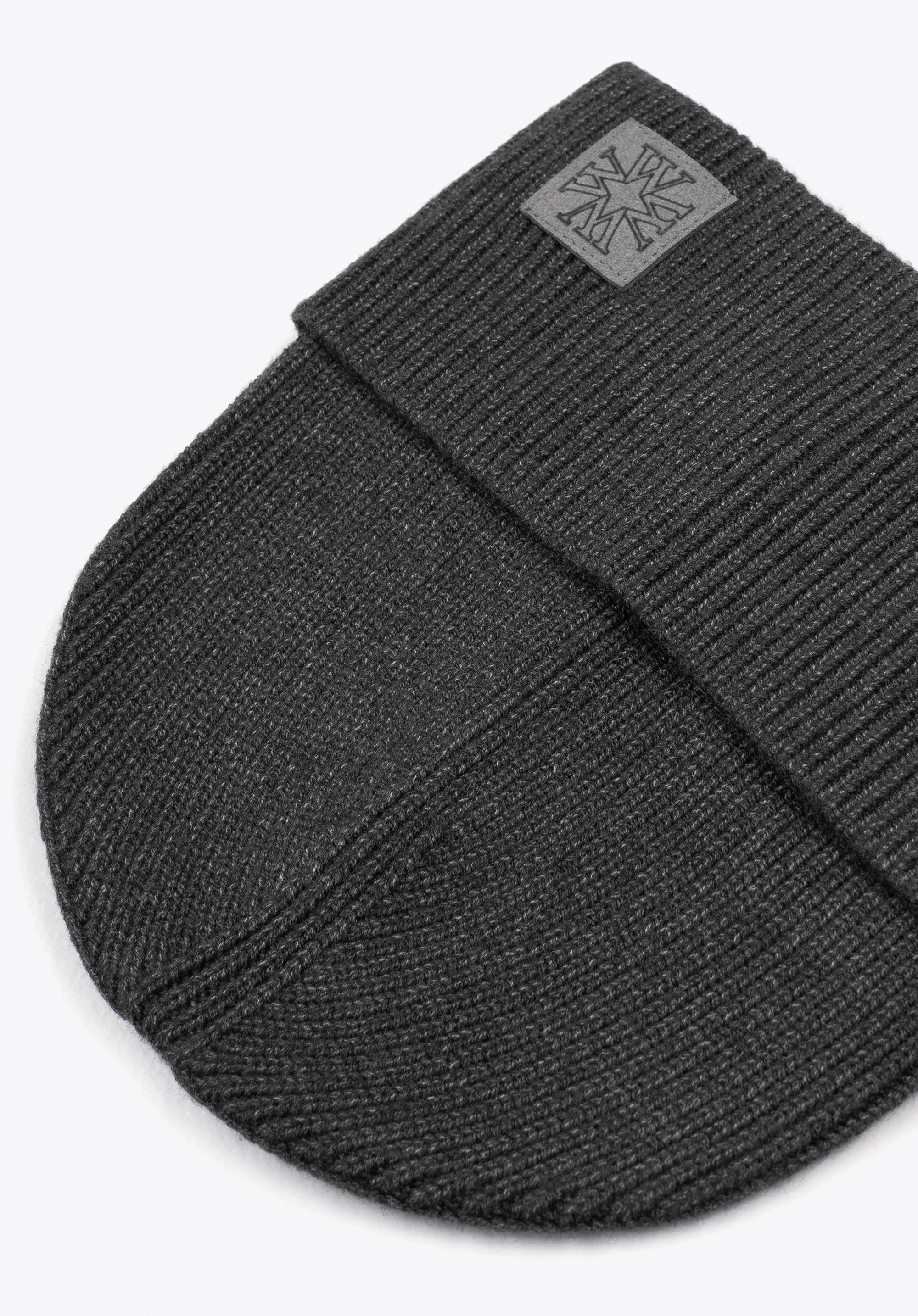 Damska czapka klasyczna