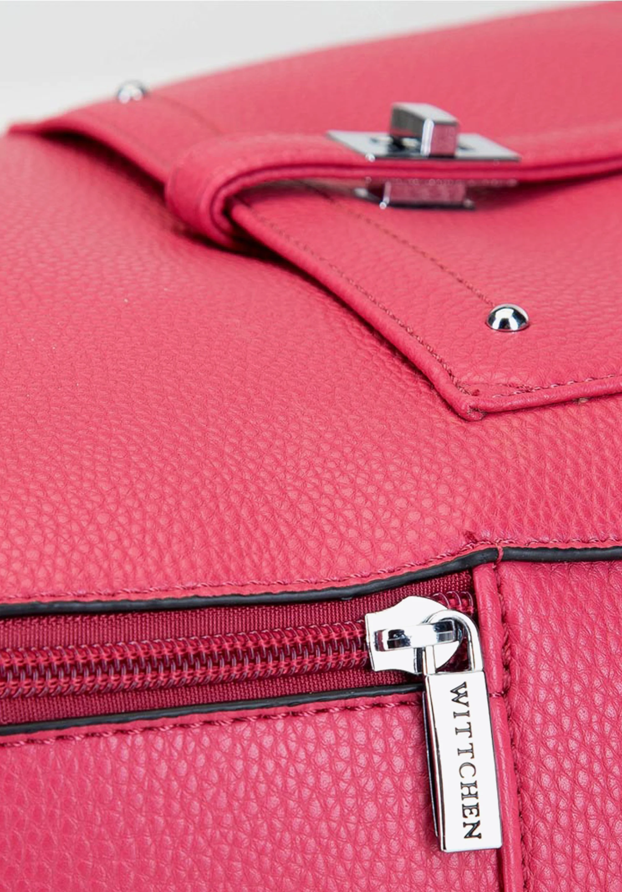 Damski plecak z kieszenią z przodu