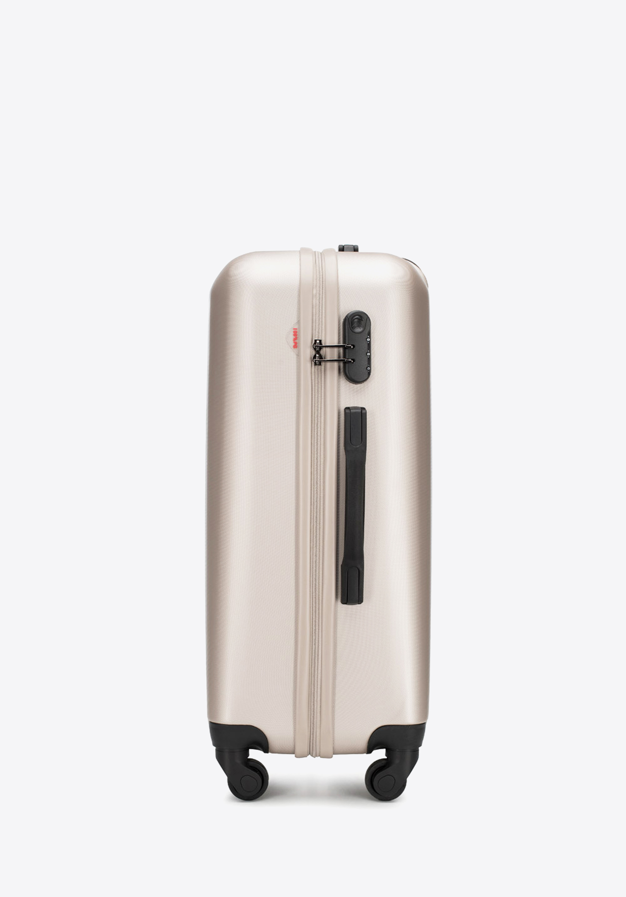 Walizka kabinowa z polikarbonu fakturowana