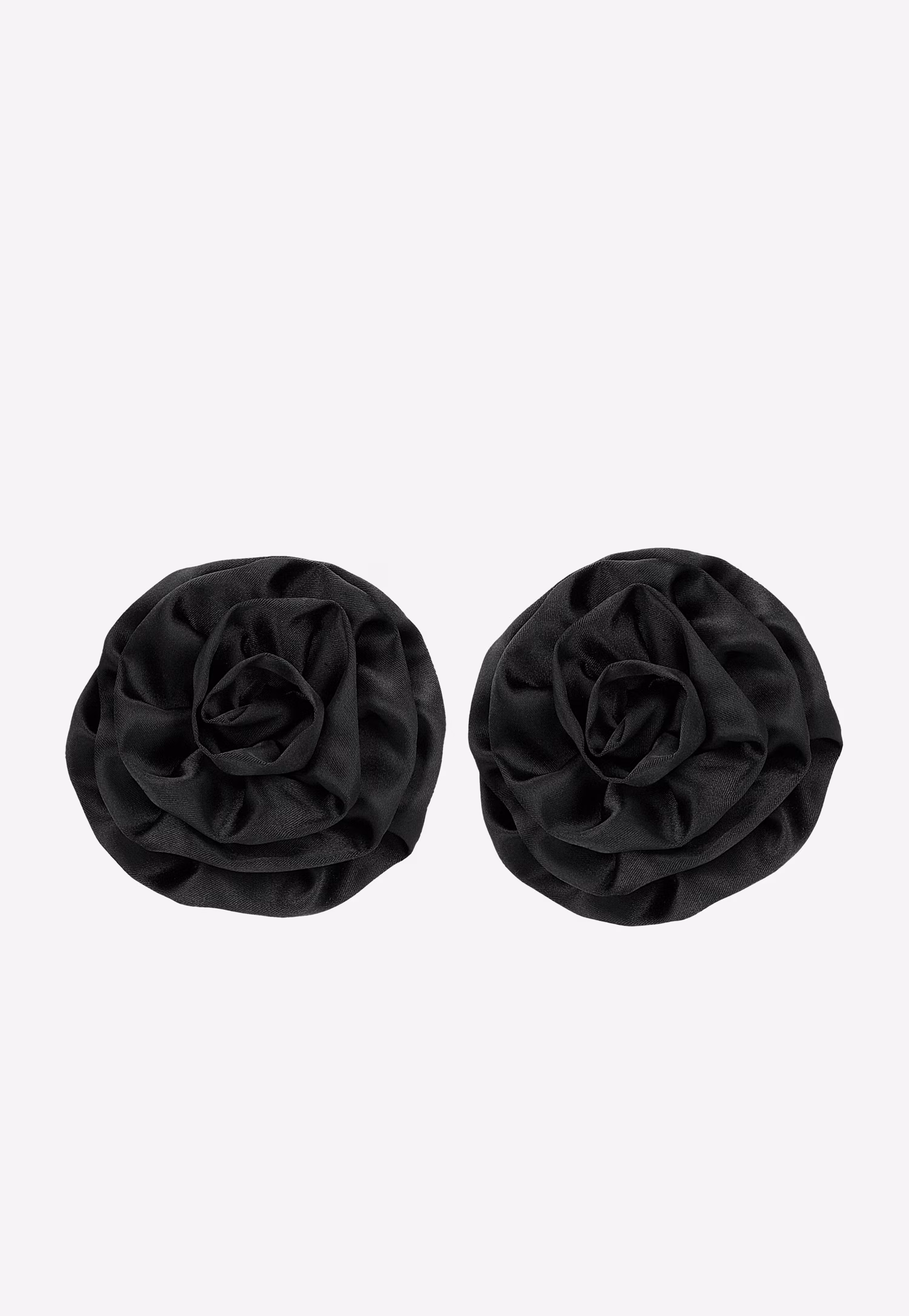 Biała satynowa ozdoba do butów