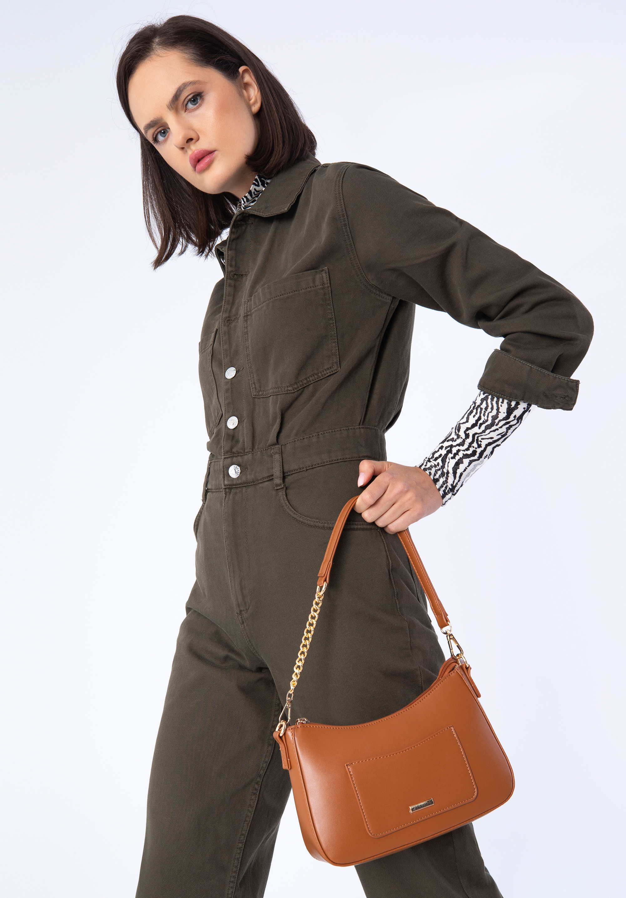 Damska torebka bagietka z matowej ekoskóry z łańcuszkiem